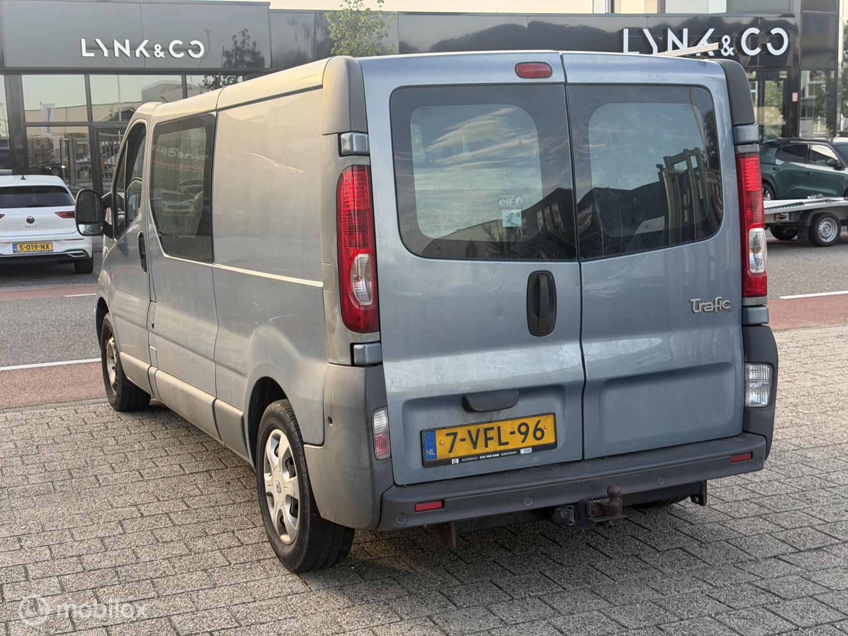 Foto van Renault Trafic T29 L2/h1 2,5 Dci 84kw E4 Fap