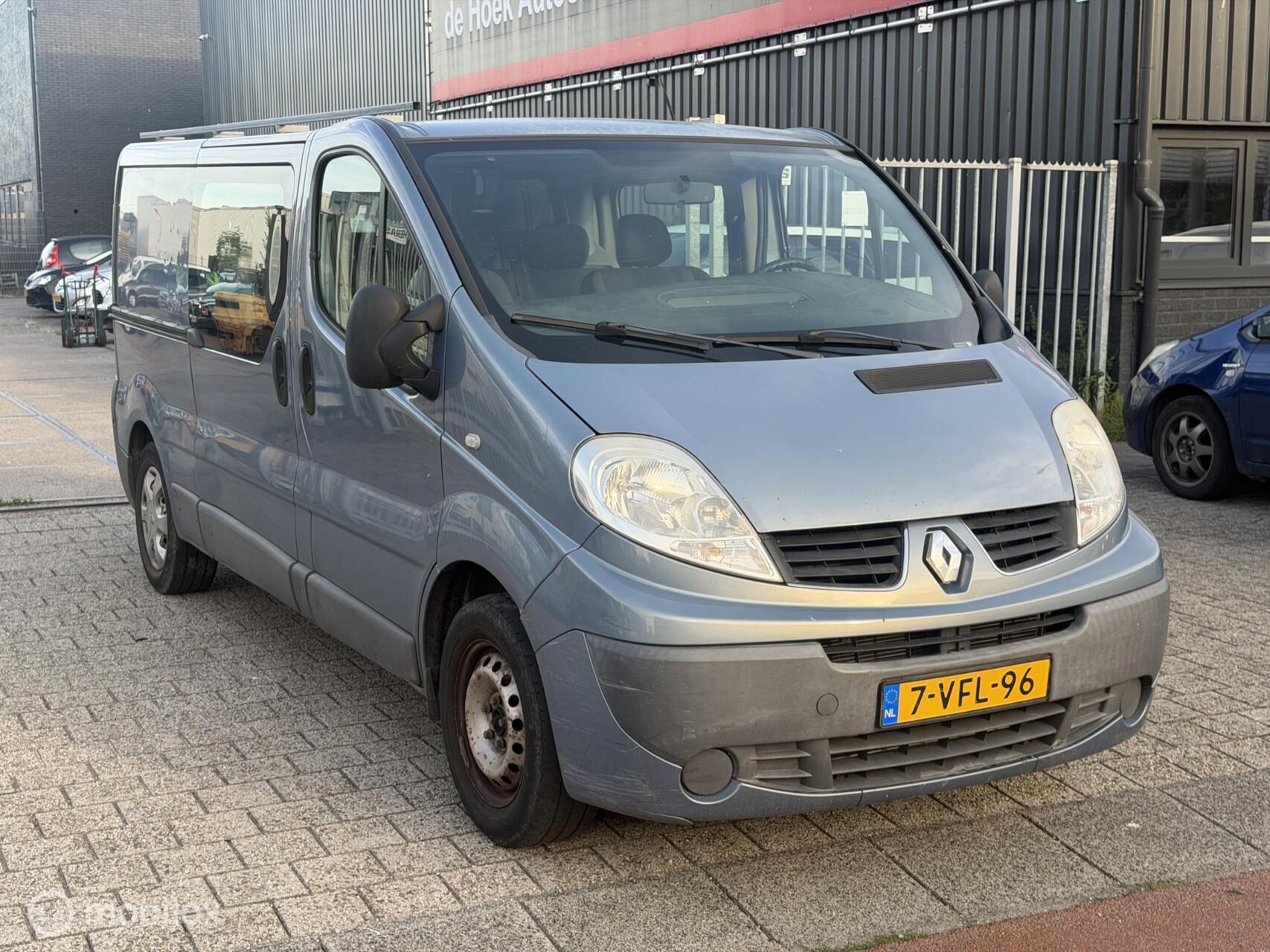 Foto van Renault Trafic T29 L2/h1 2,5 Dci 84kw E4 Fap