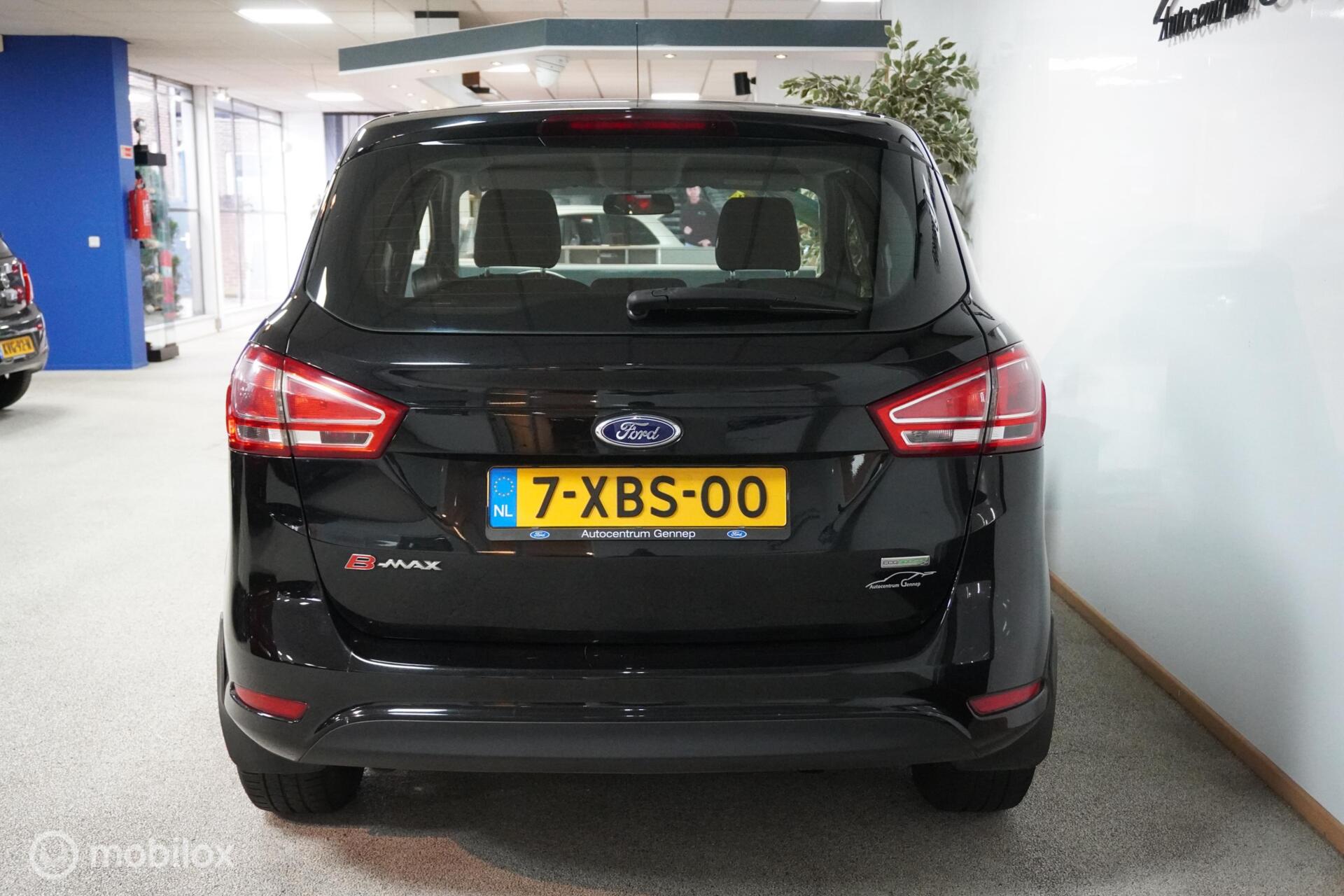 Foto van Ford B-max