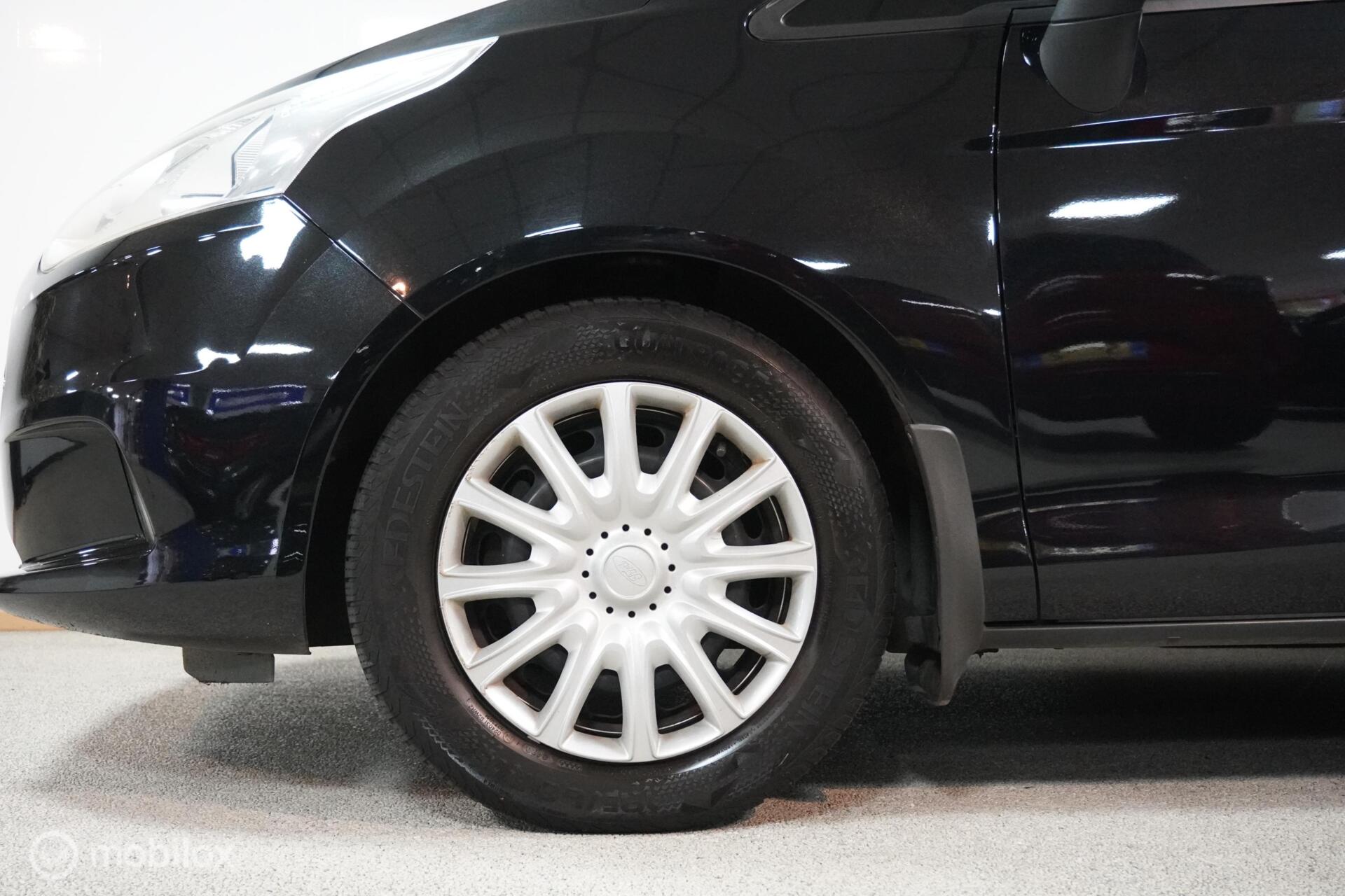 Foto van Ford B-max
