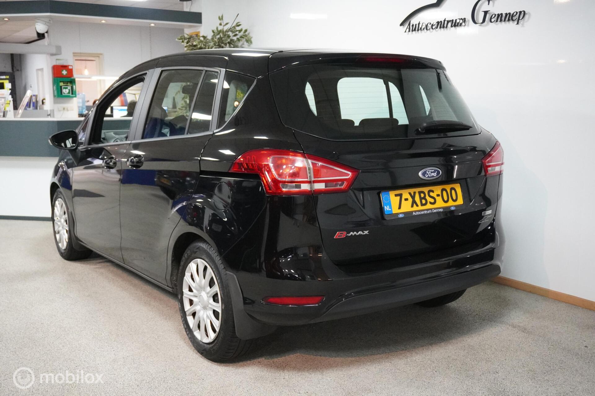 Foto van Ford B-max