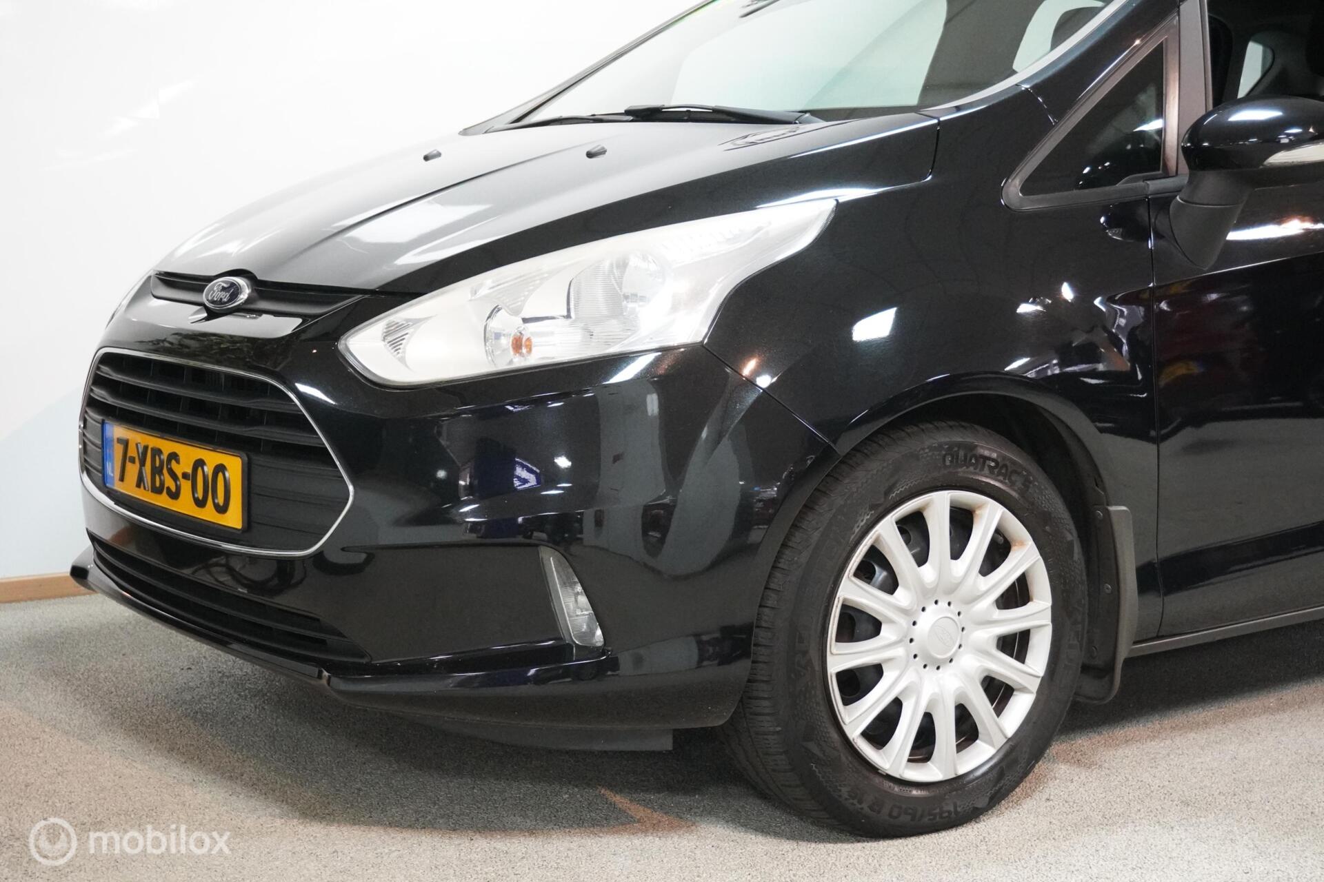 Foto van Ford B-max