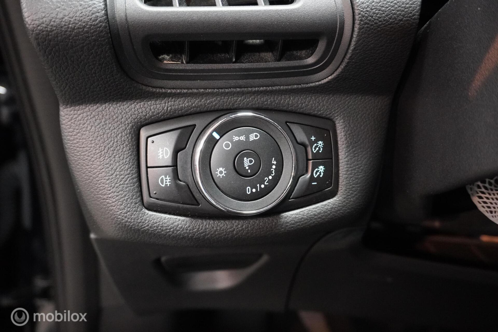 Foto van Ford B-max