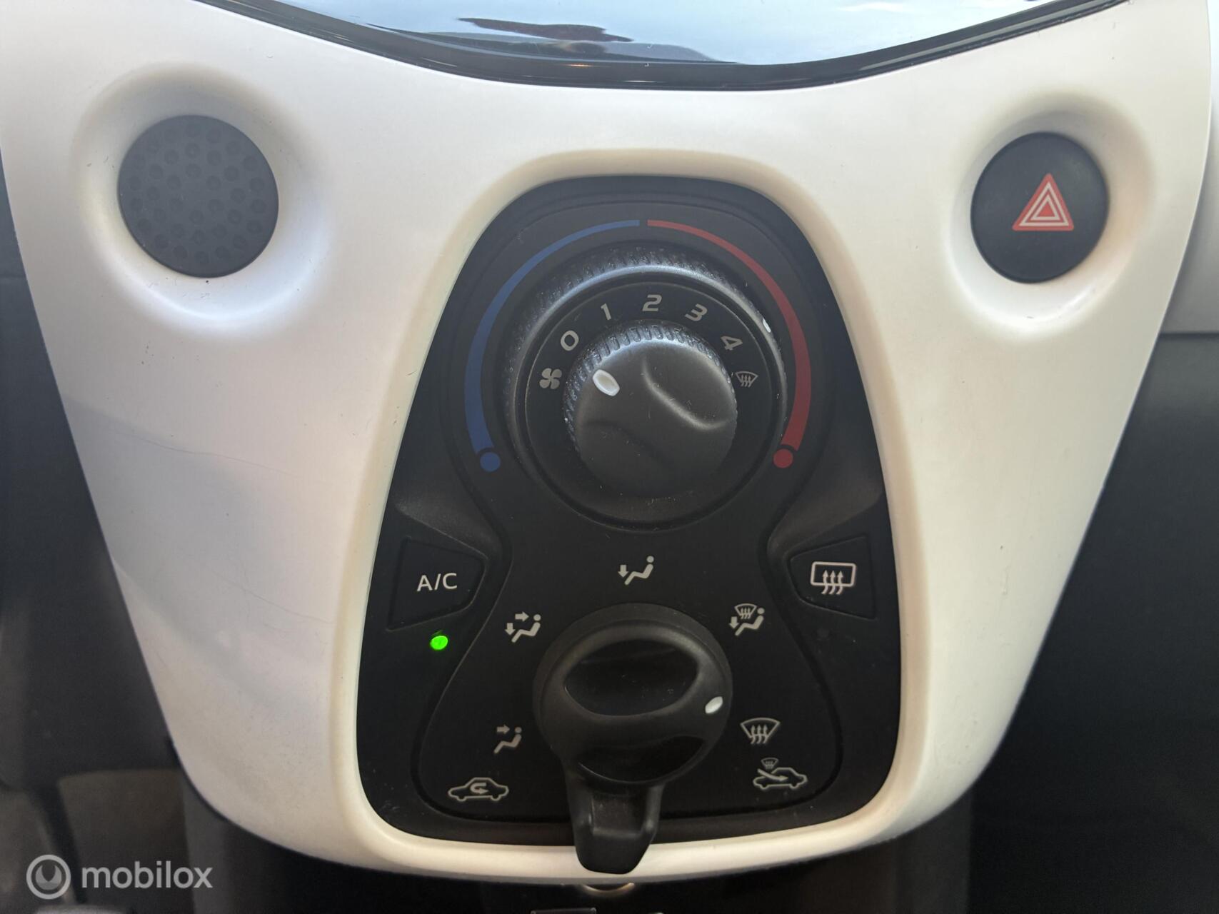 Foto van Peugeot Peugeot 108