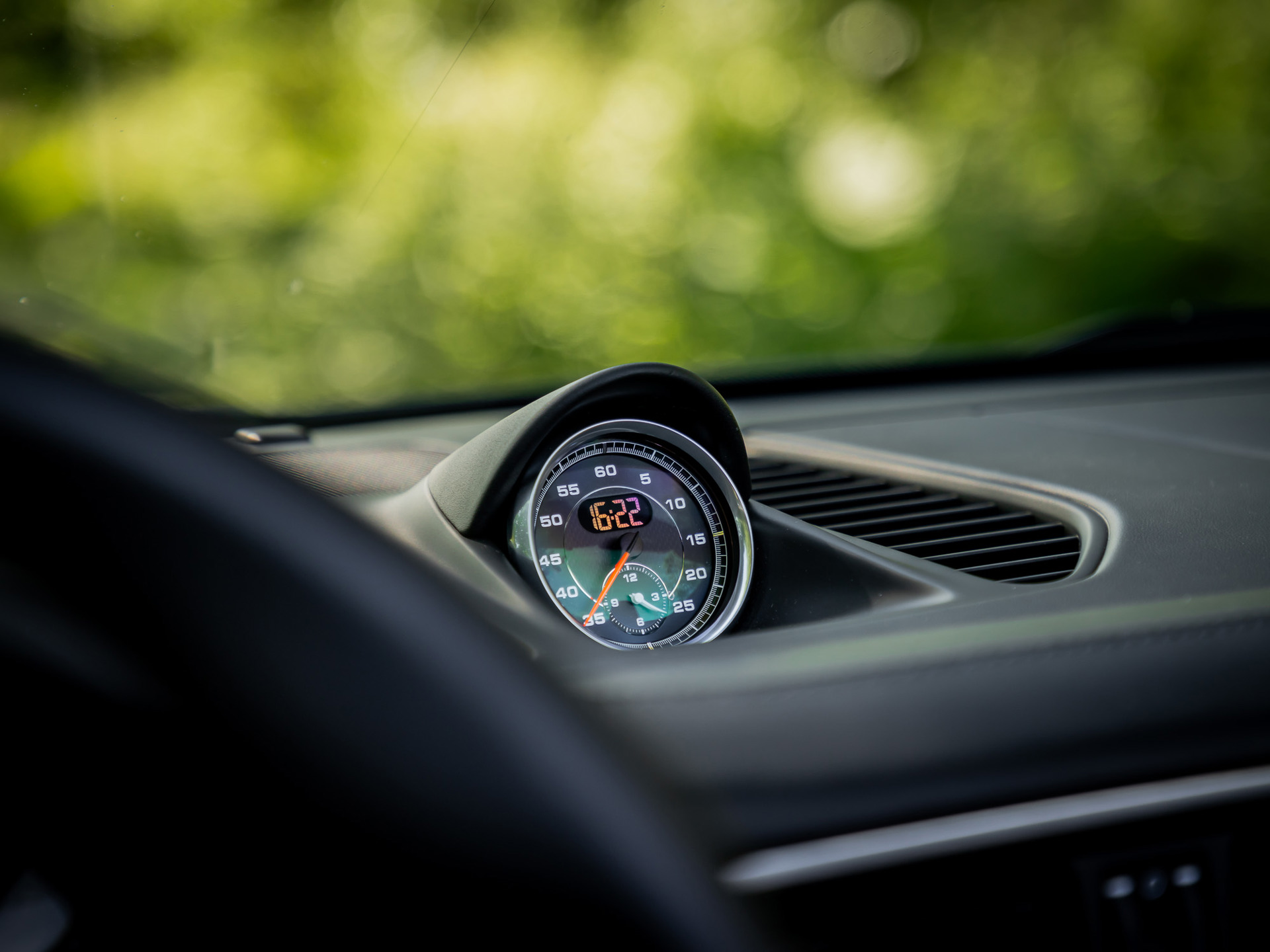Foto van Porsche 911 Carrera