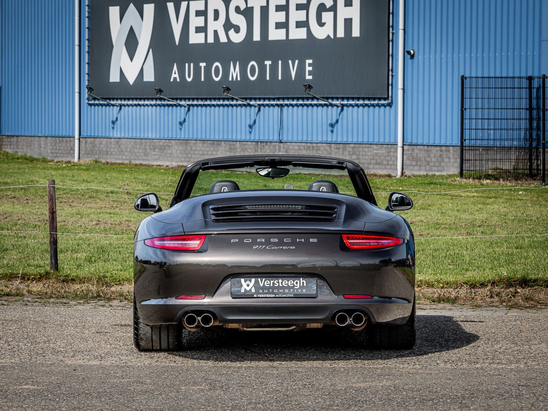 Foto van Porsche 911 Carrera