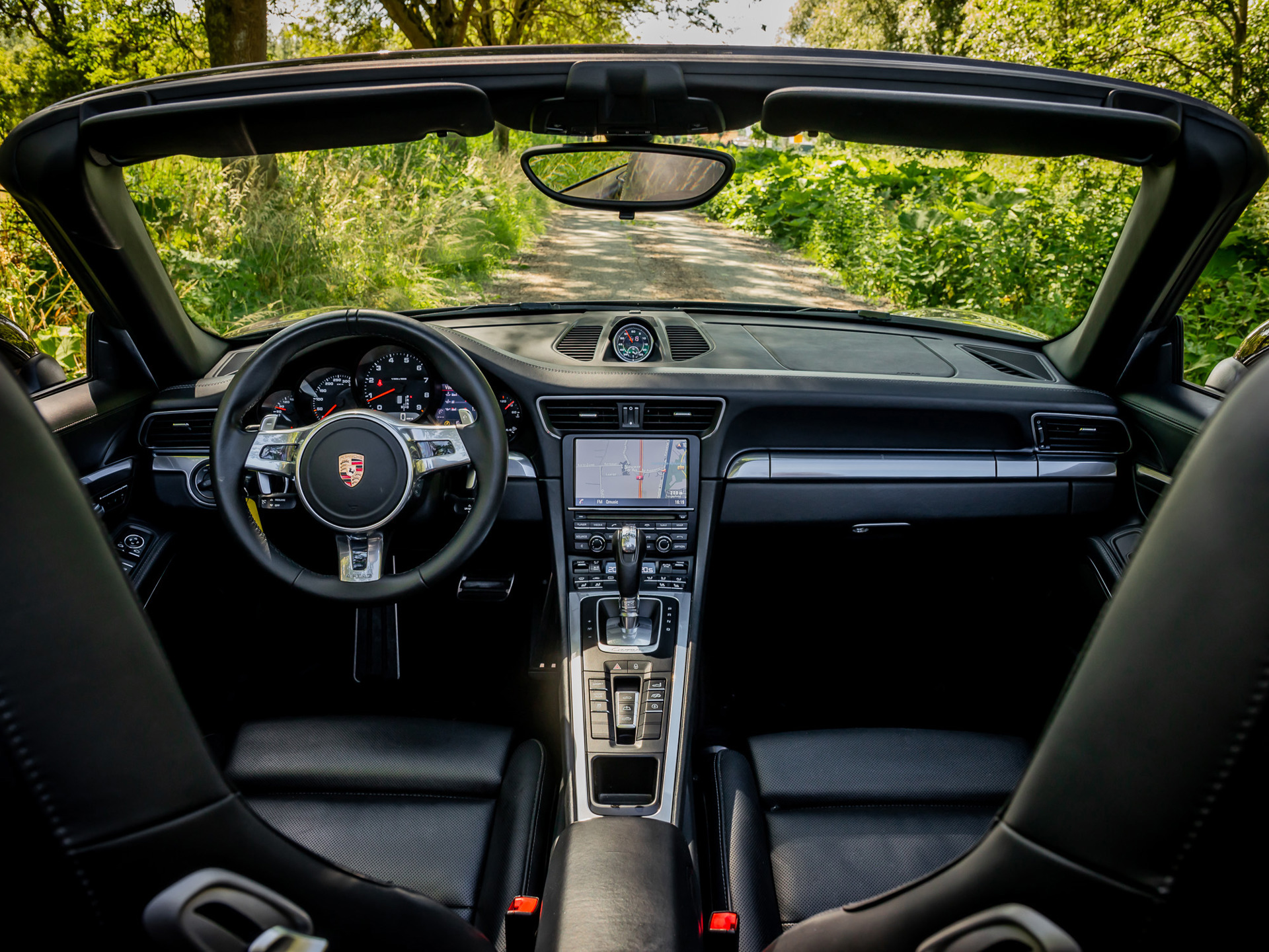 Foto van Porsche 911 Carrera