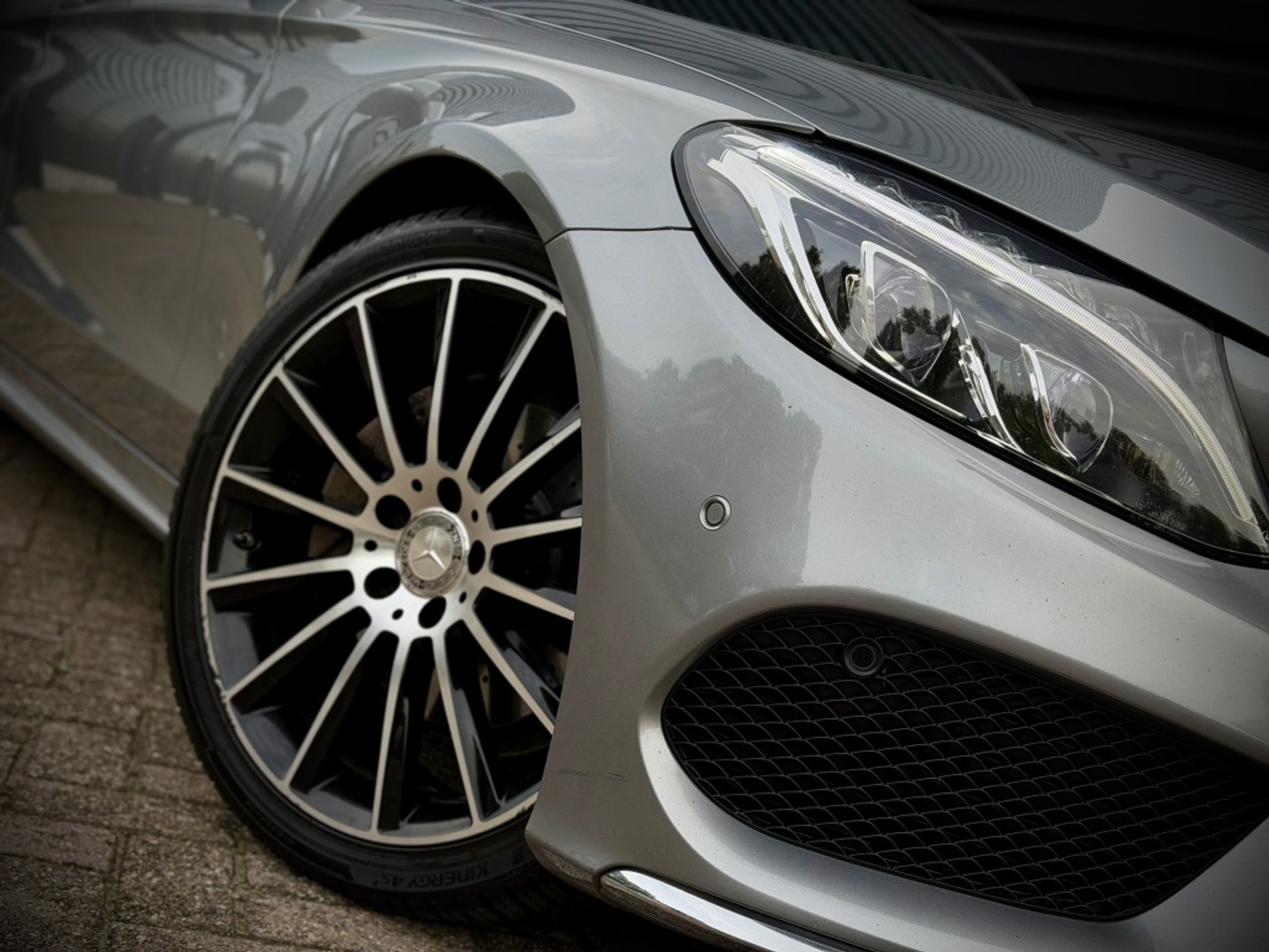 Foto van Mercedes-Benz C 200