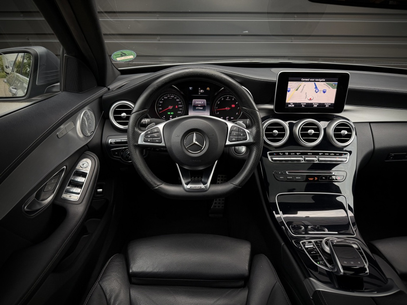 Foto van Mercedes-Benz C 200