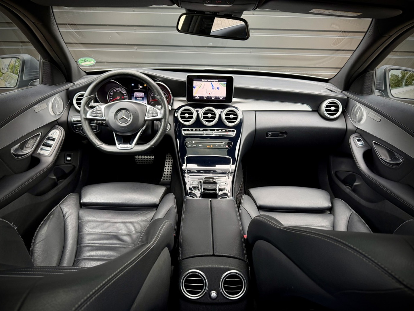 Foto van Mercedes-Benz C 200