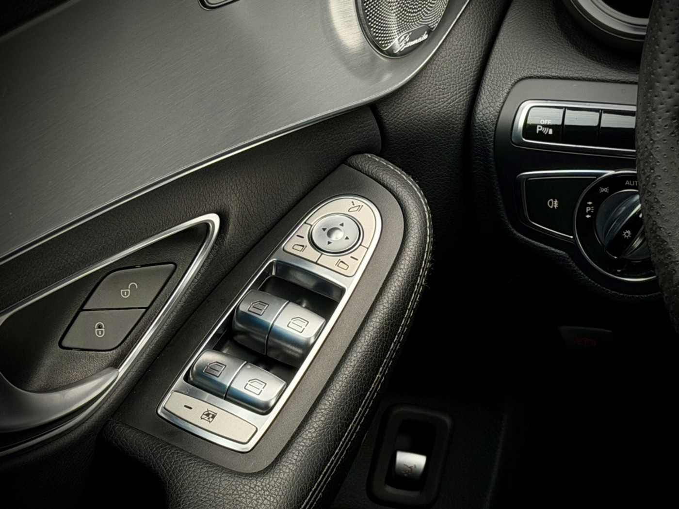 Foto van Mercedes-Benz C 200