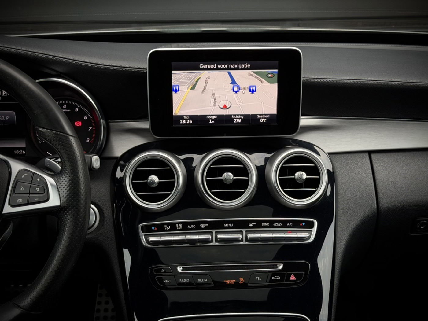 Foto van Mercedes-Benz C 200
