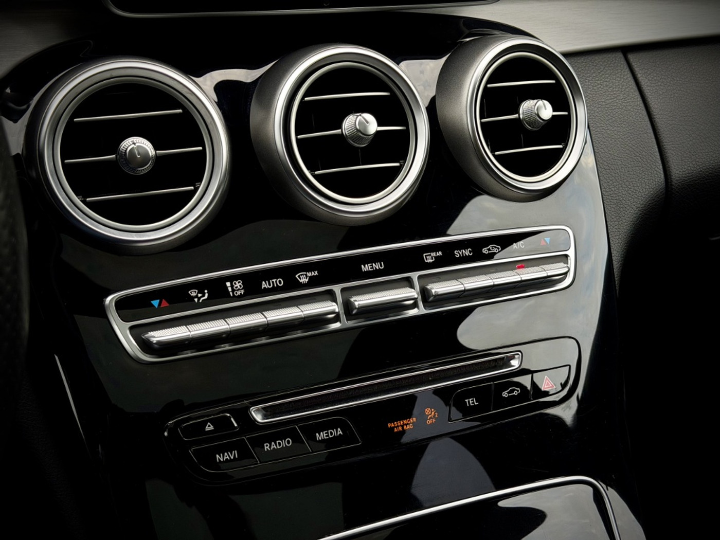 Foto van Mercedes-Benz C 200