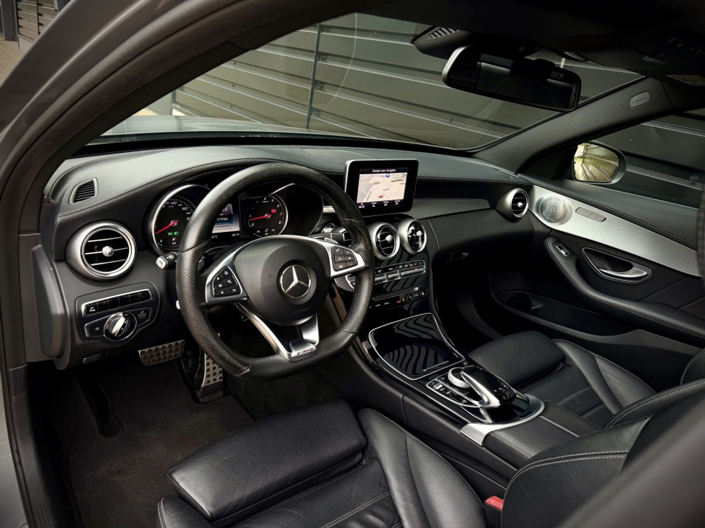 Foto van Mercedes-Benz C 200