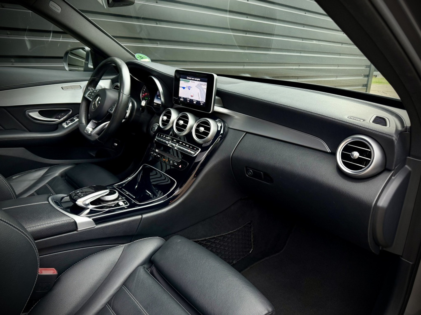 Foto van Mercedes-Benz C 200