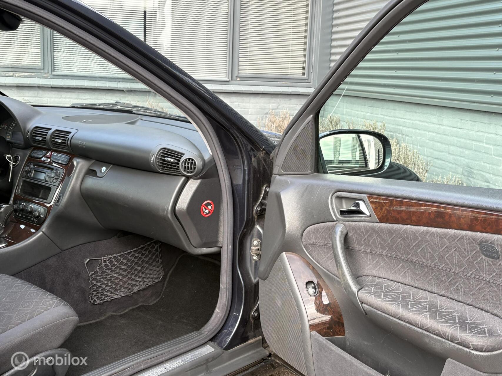Foto van Mercedes-Benz C 200 Kompressor