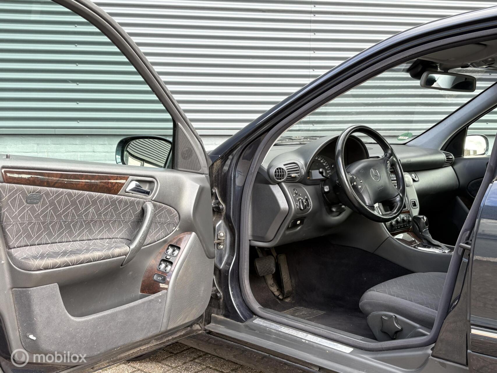 Foto van Mercedes-Benz C 200 Kompressor