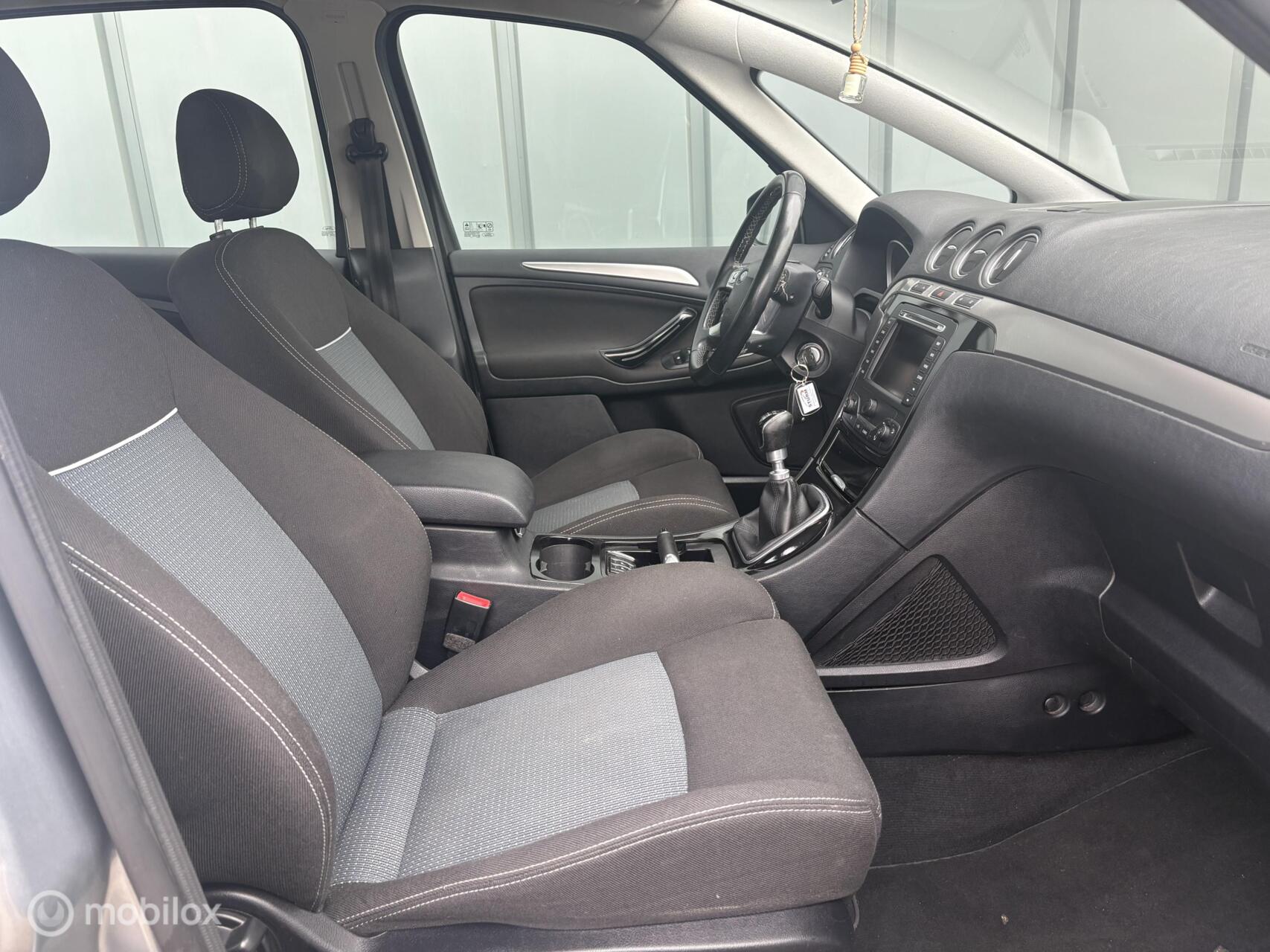 Foto van Ford S-max