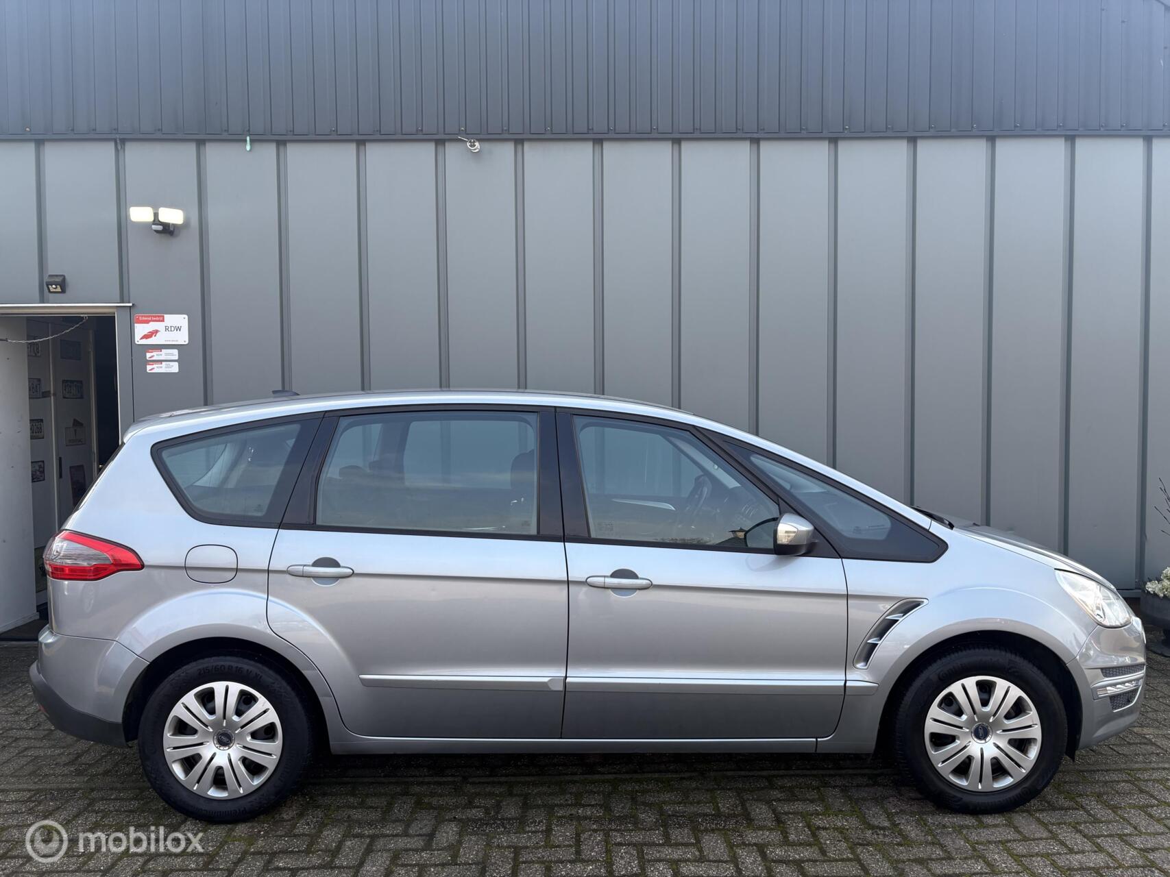 Foto van Ford S-max