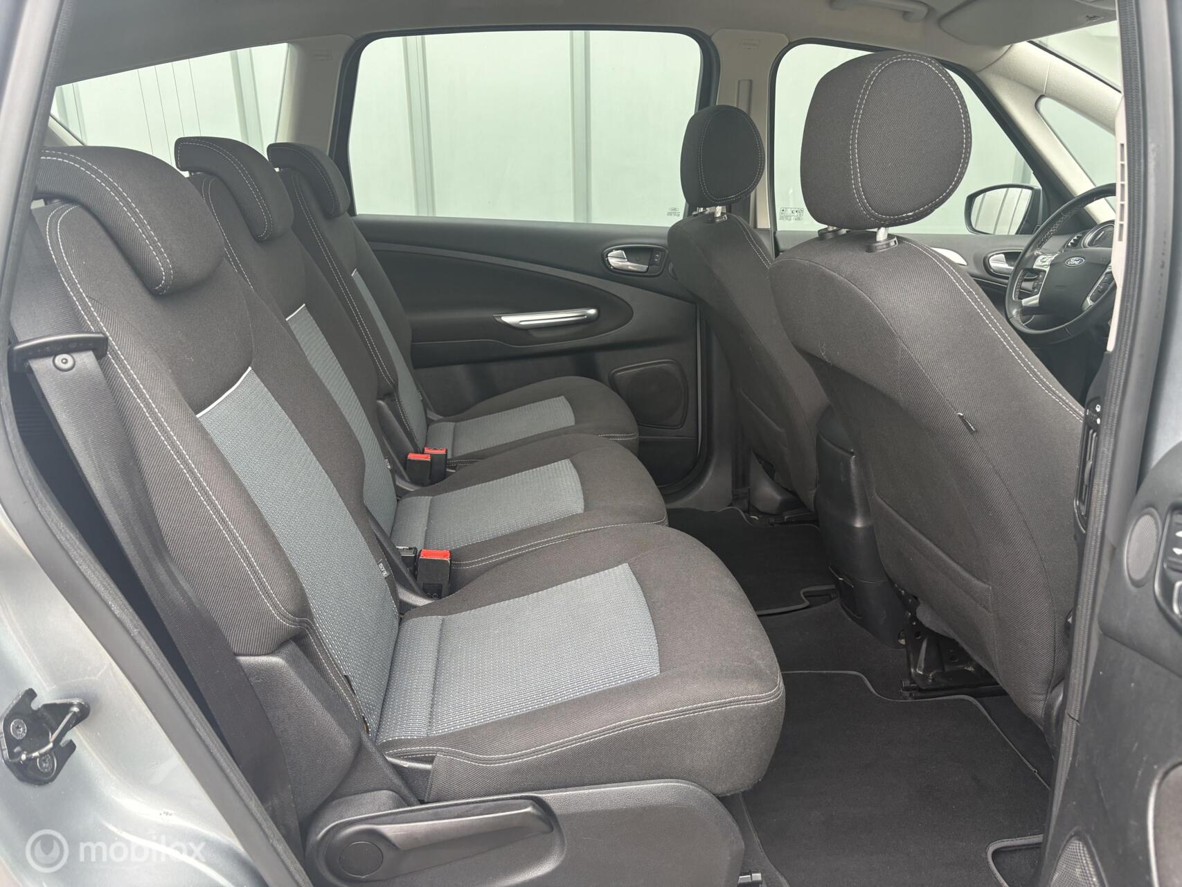 Foto van Ford S-max