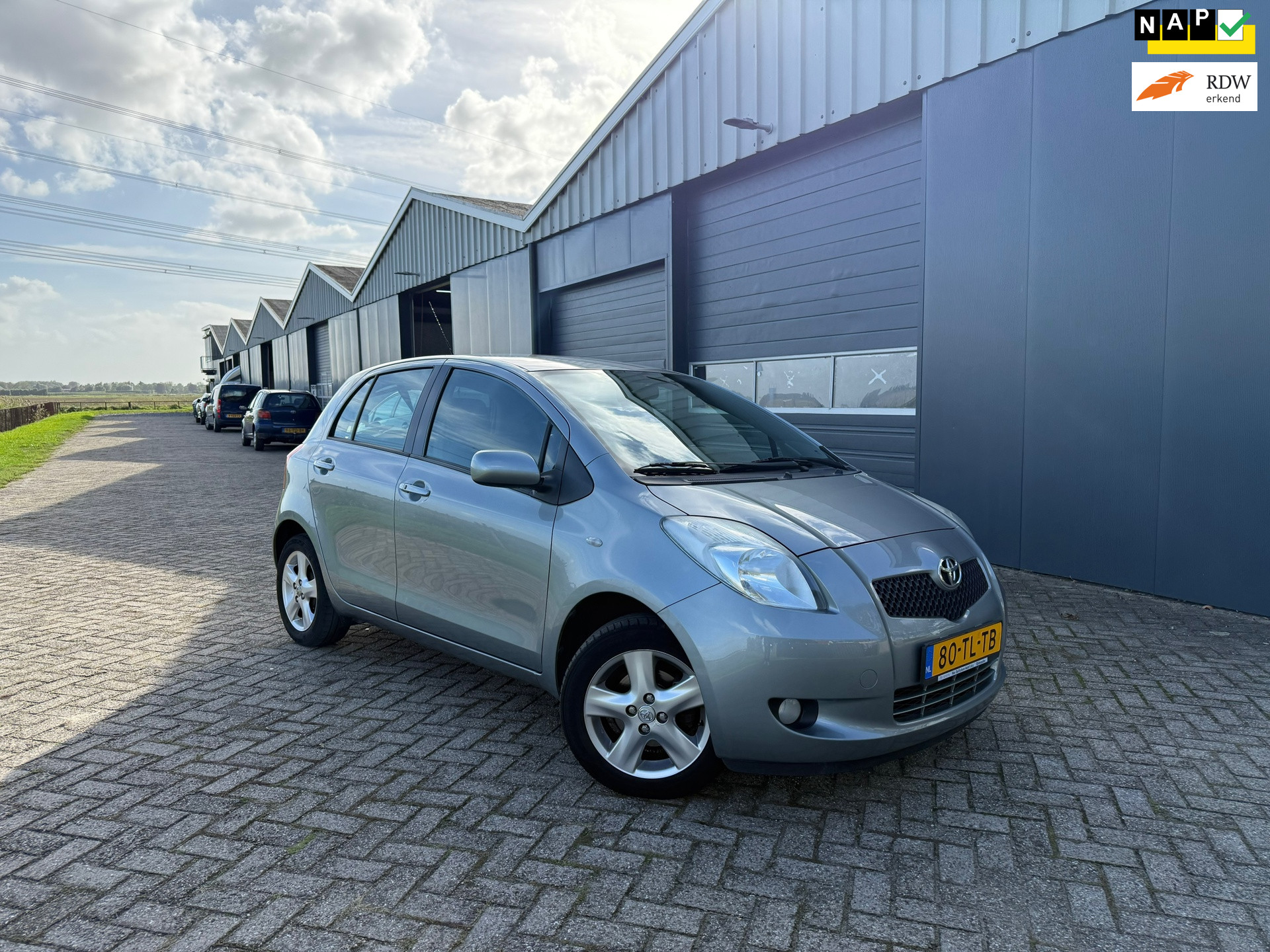 Toyota Toyota Yaris 1.3 VVTi Luna Keyless Entry&Go/2eEigenaar/AC 2006 - voorkant