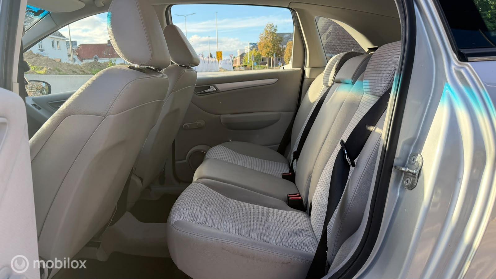 Foto van Mercedes-Benz B 200