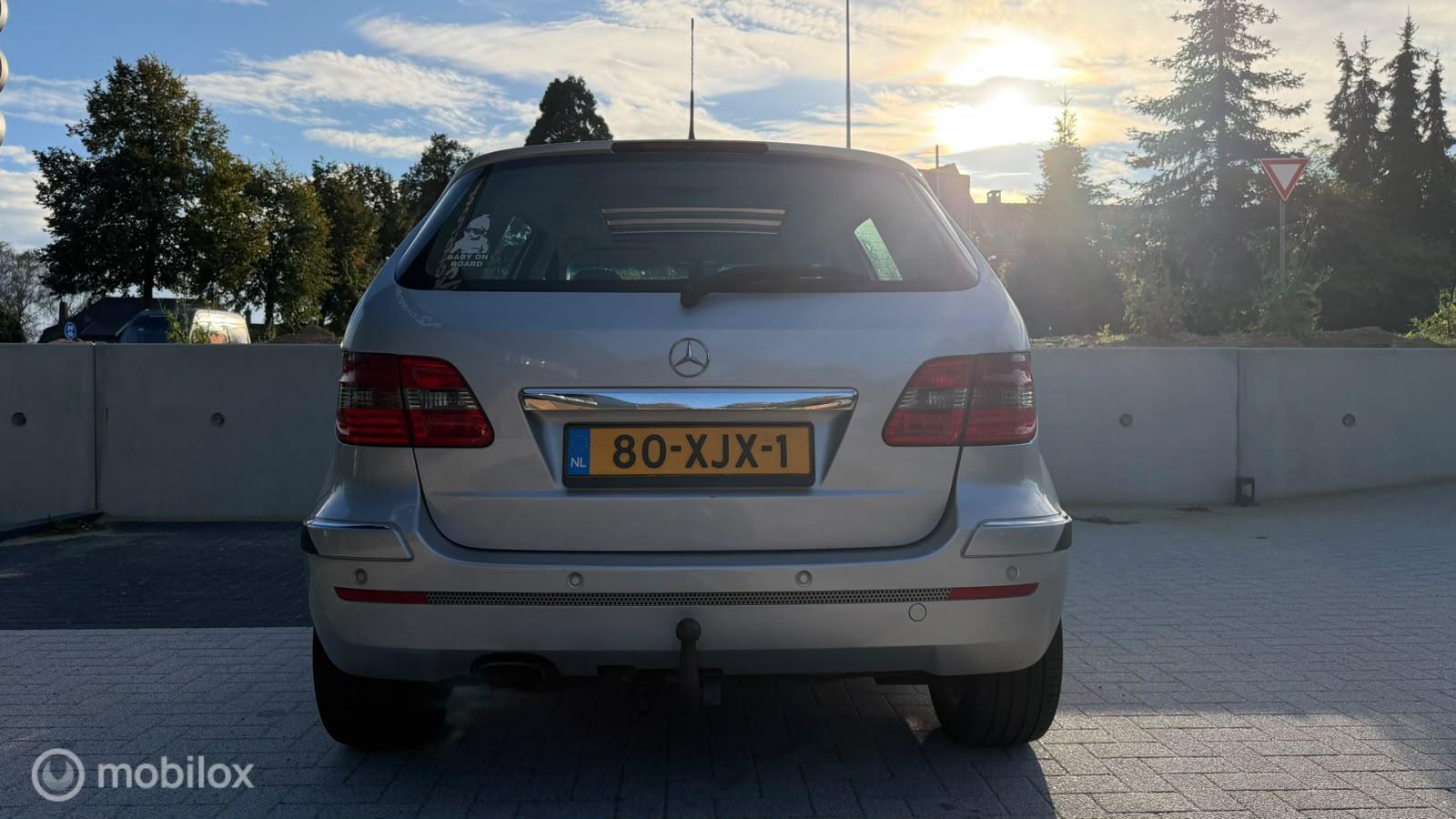 Foto van Mercedes-Benz B 200