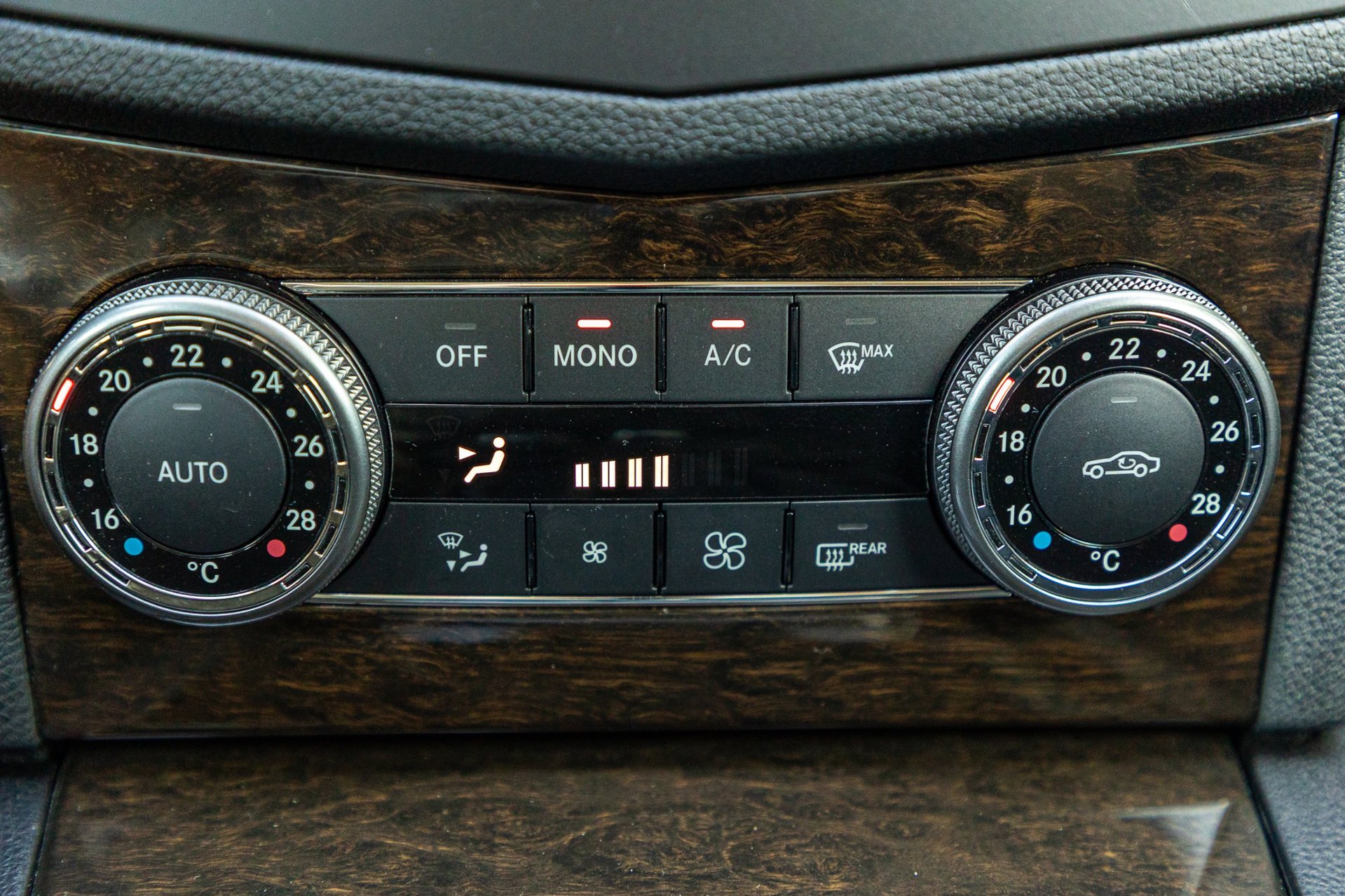 Foto van Mercedes-Benz C 180 Kompressor