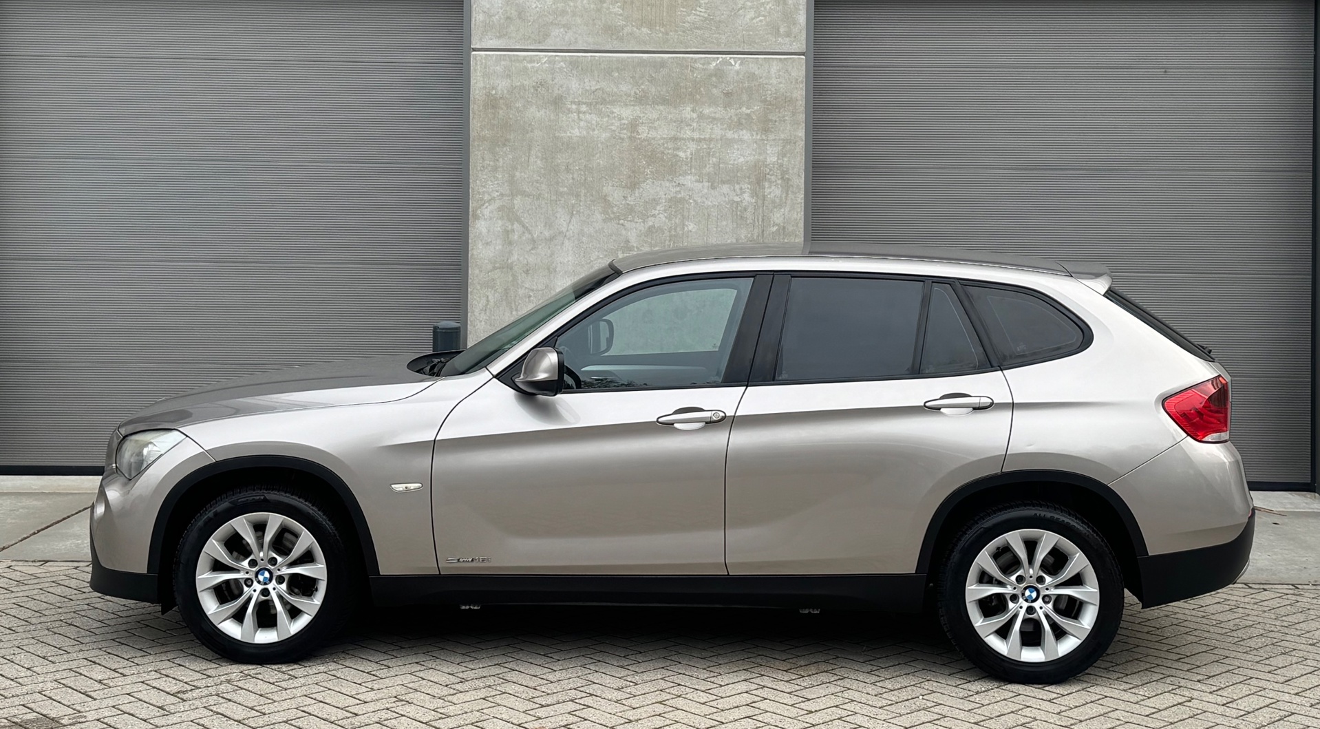 Foto van BMW X1 sDrive 18i
