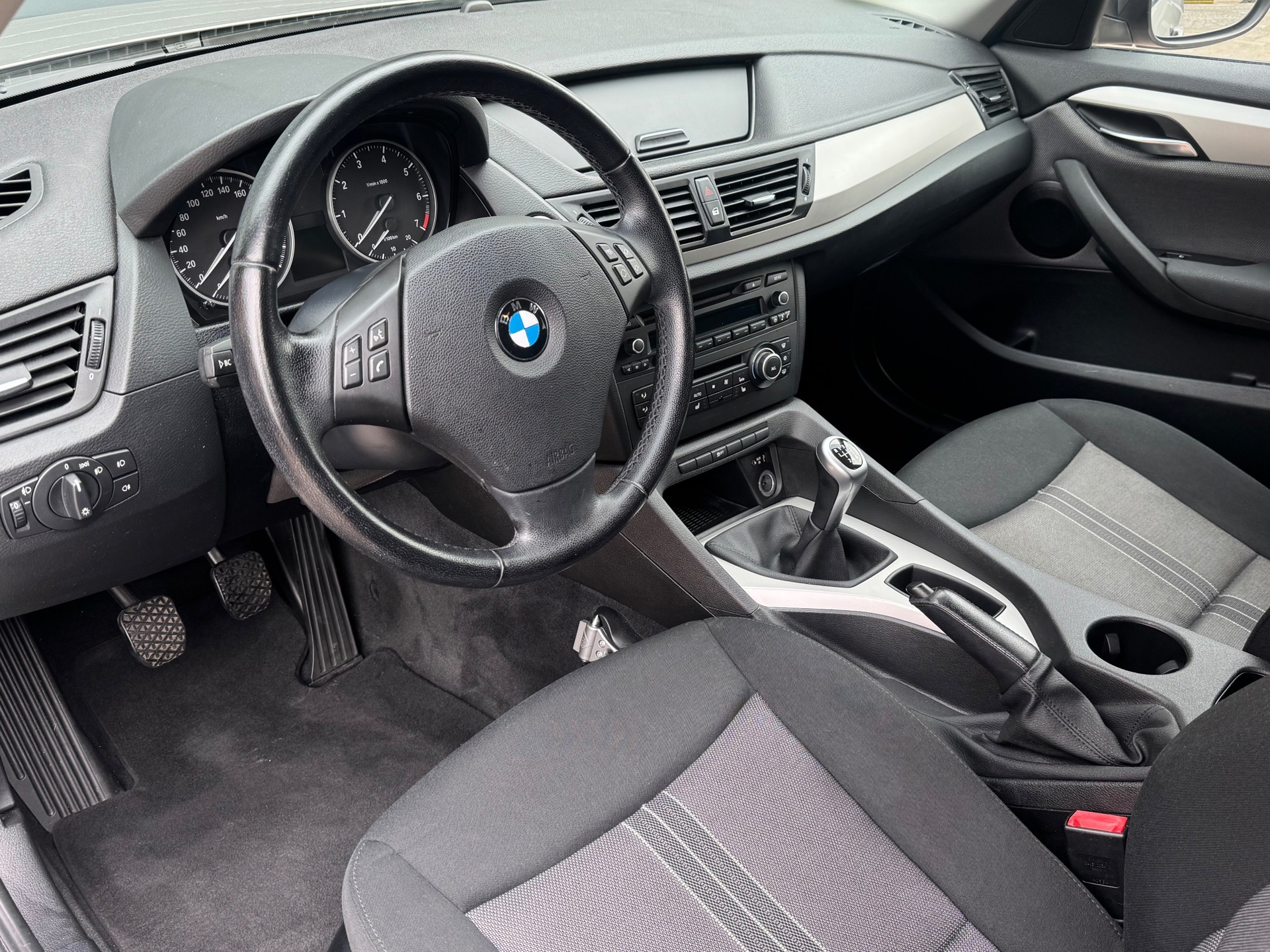 Foto van BMW X1 sDrive 18i