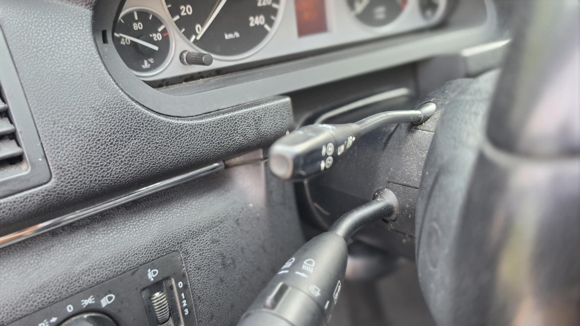 Foto van Mercedes-Benz B 200