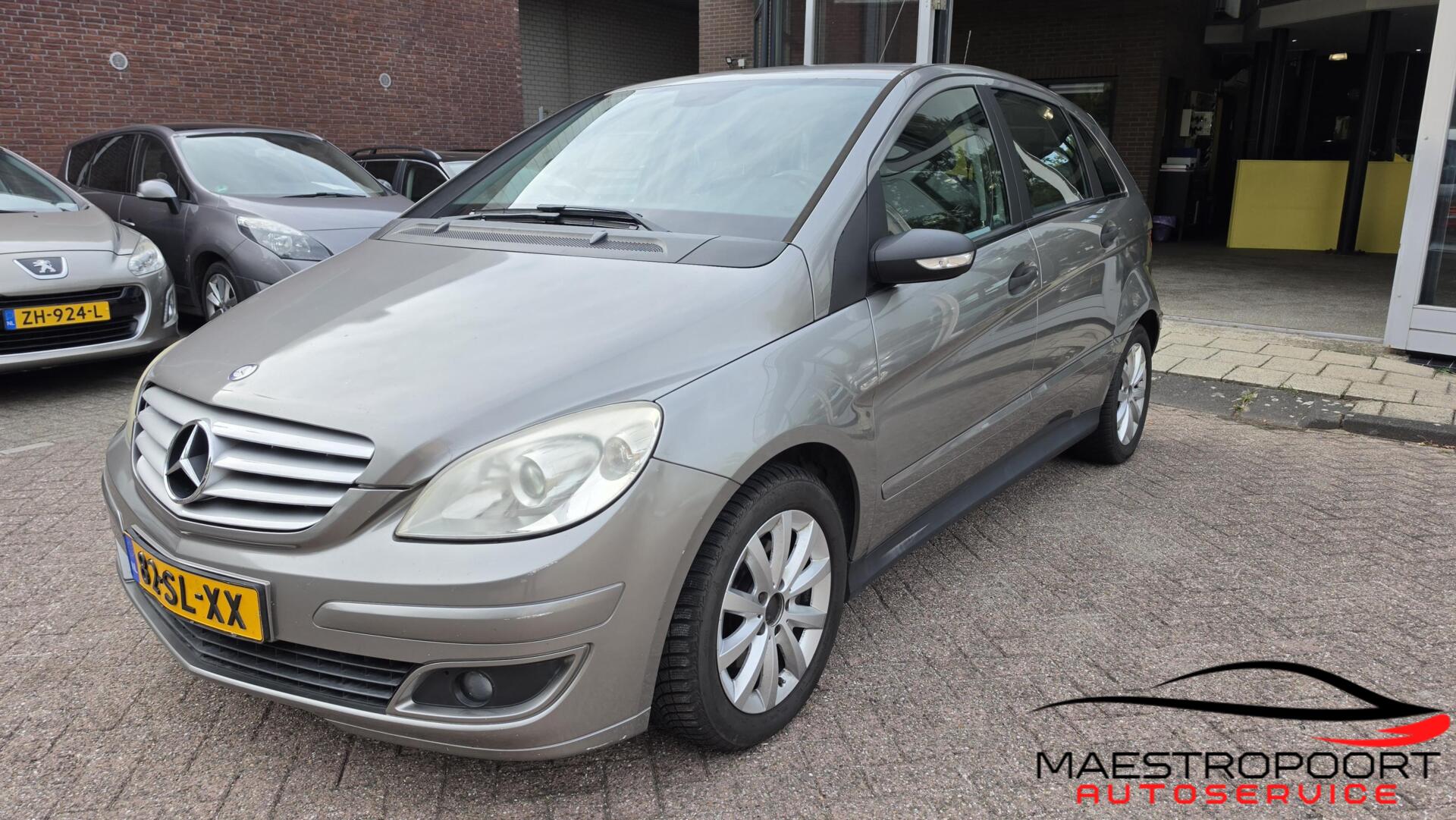 Foto van Mercedes-Benz B 200