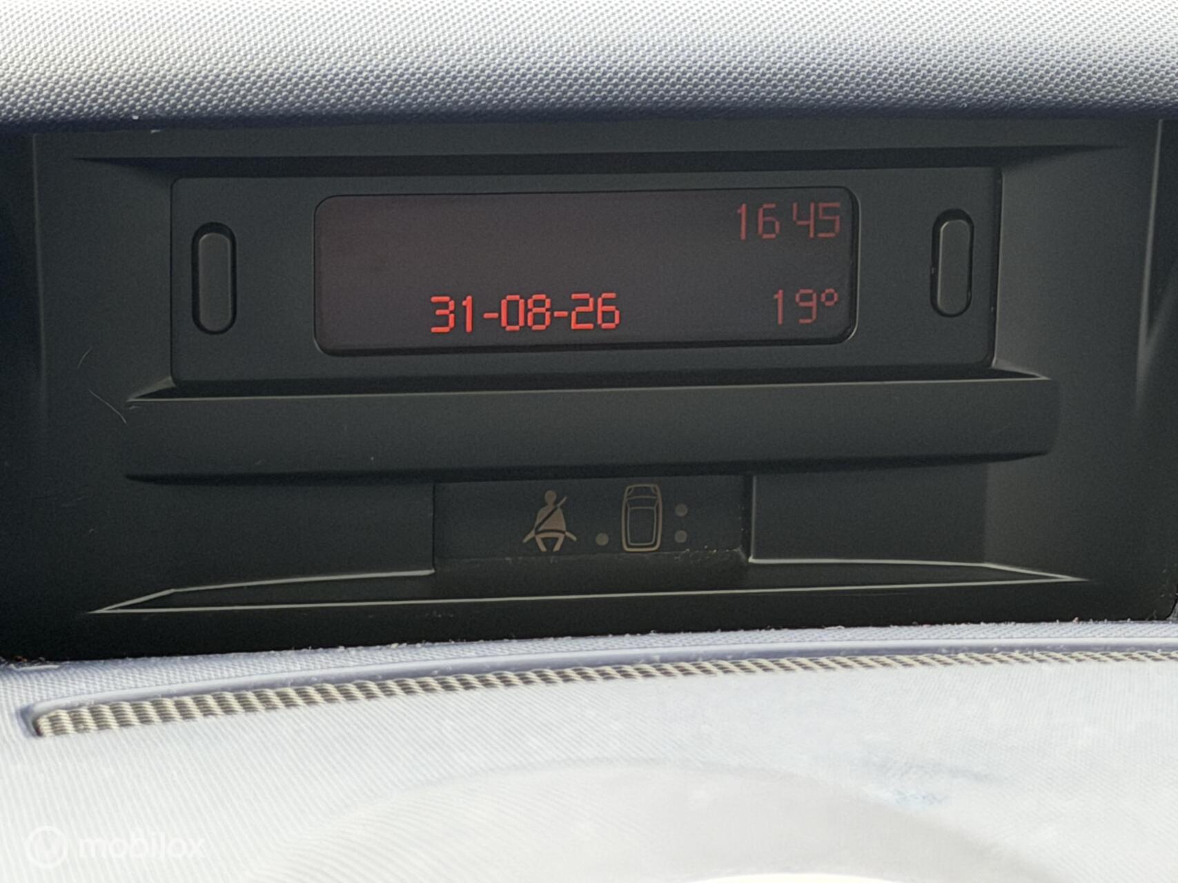 Foto van Peugeot 1007