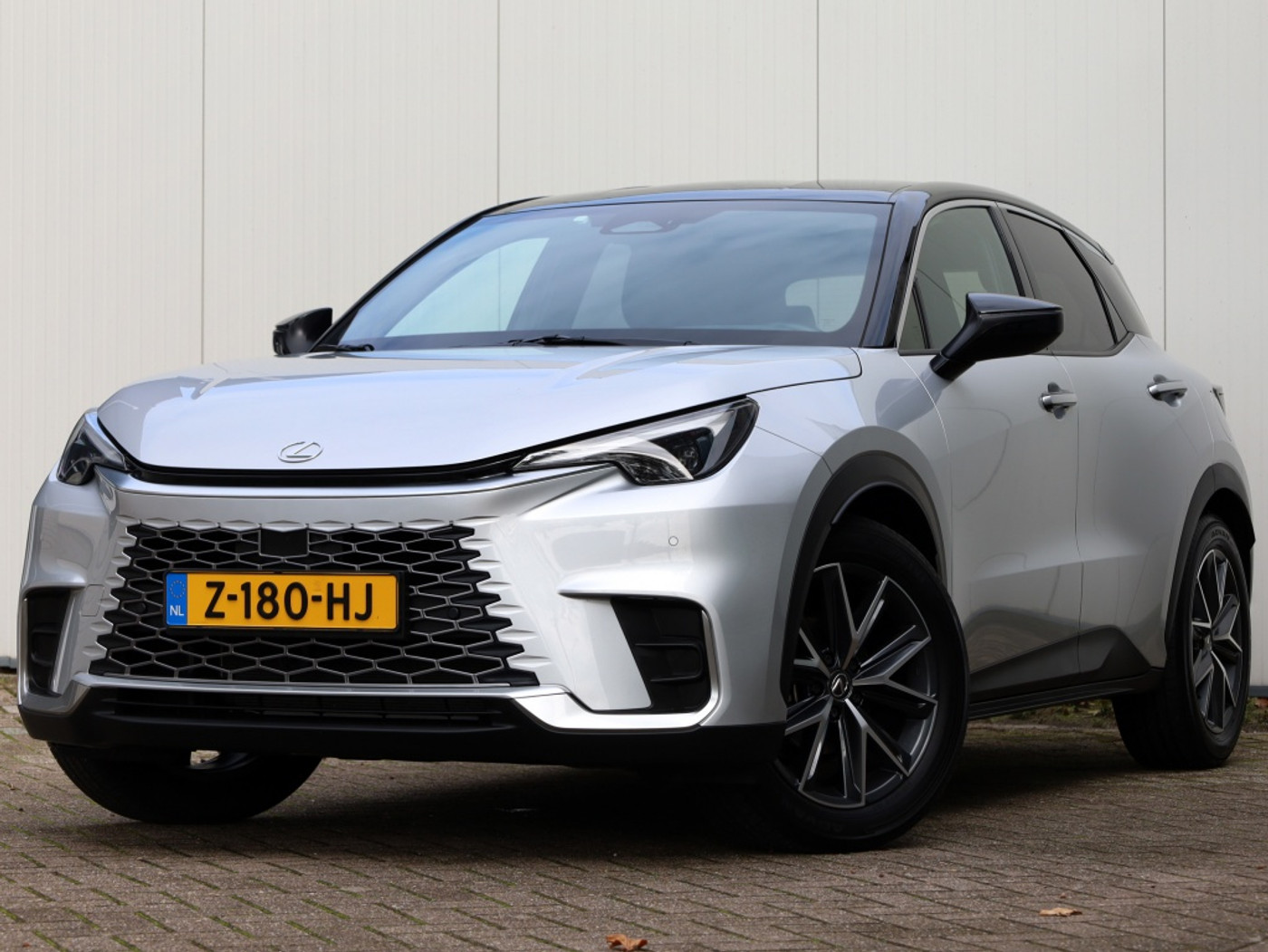 Foto van Lexus Lexus LBX