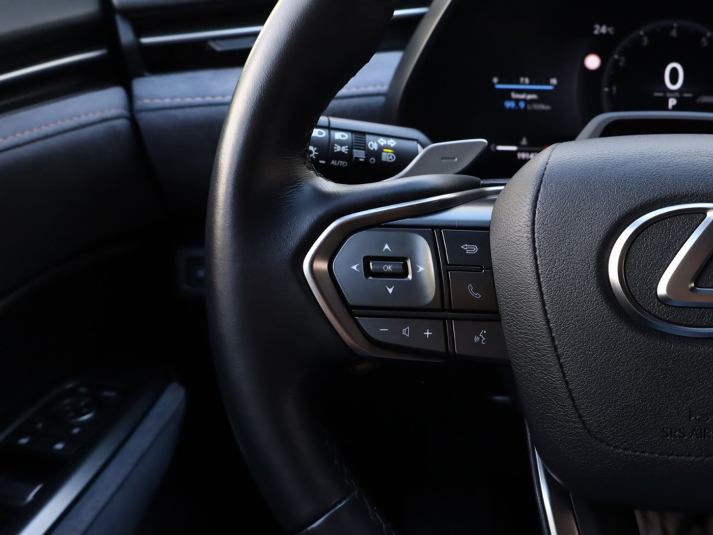 Foto van Lexus Lexus LBX