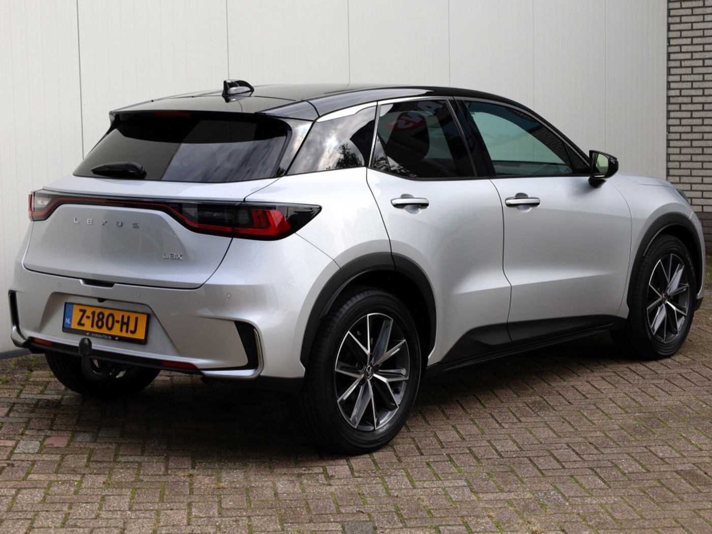 Foto van Lexus Lexus LBX