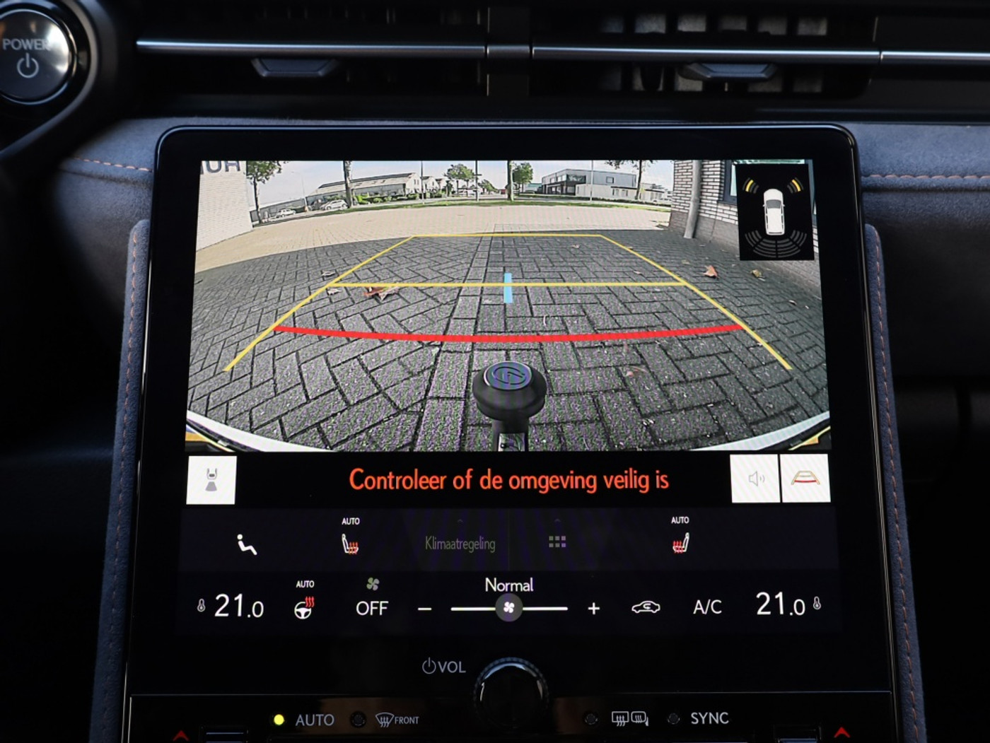 Foto van Lexus Lexus LBX