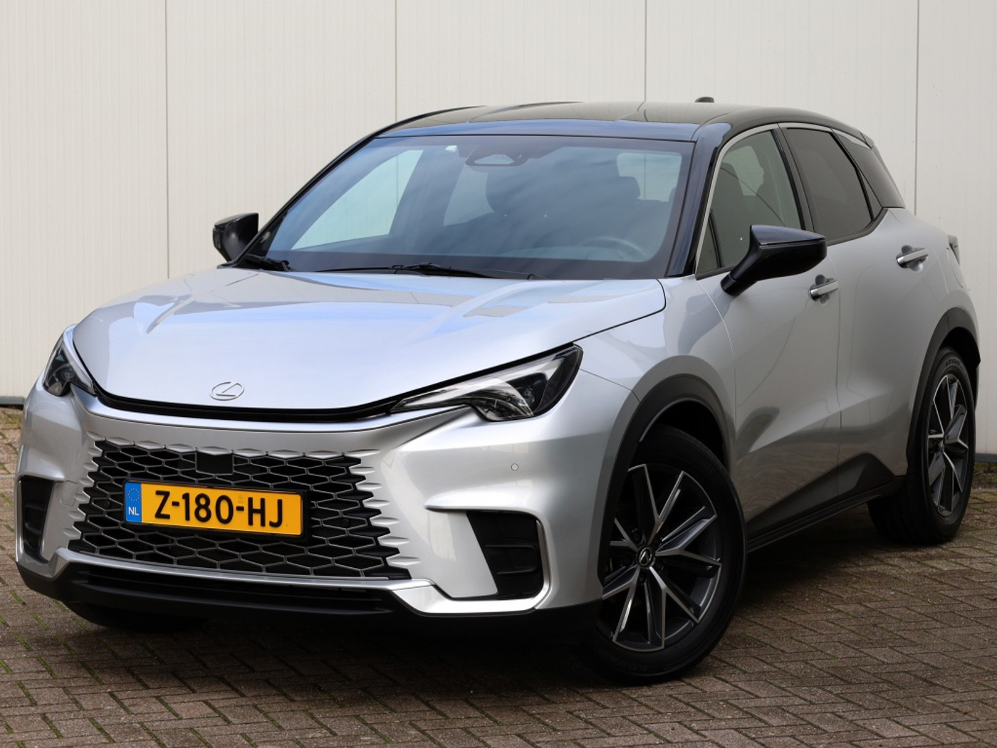 Foto van Lexus Lexus LBX