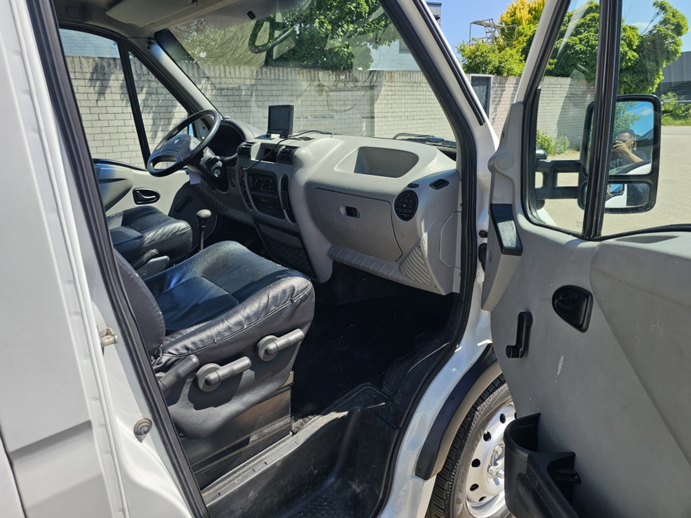 Foto van Renault Master 3.5t Polyvolume 22m3 2.5 Dci Euro 2000