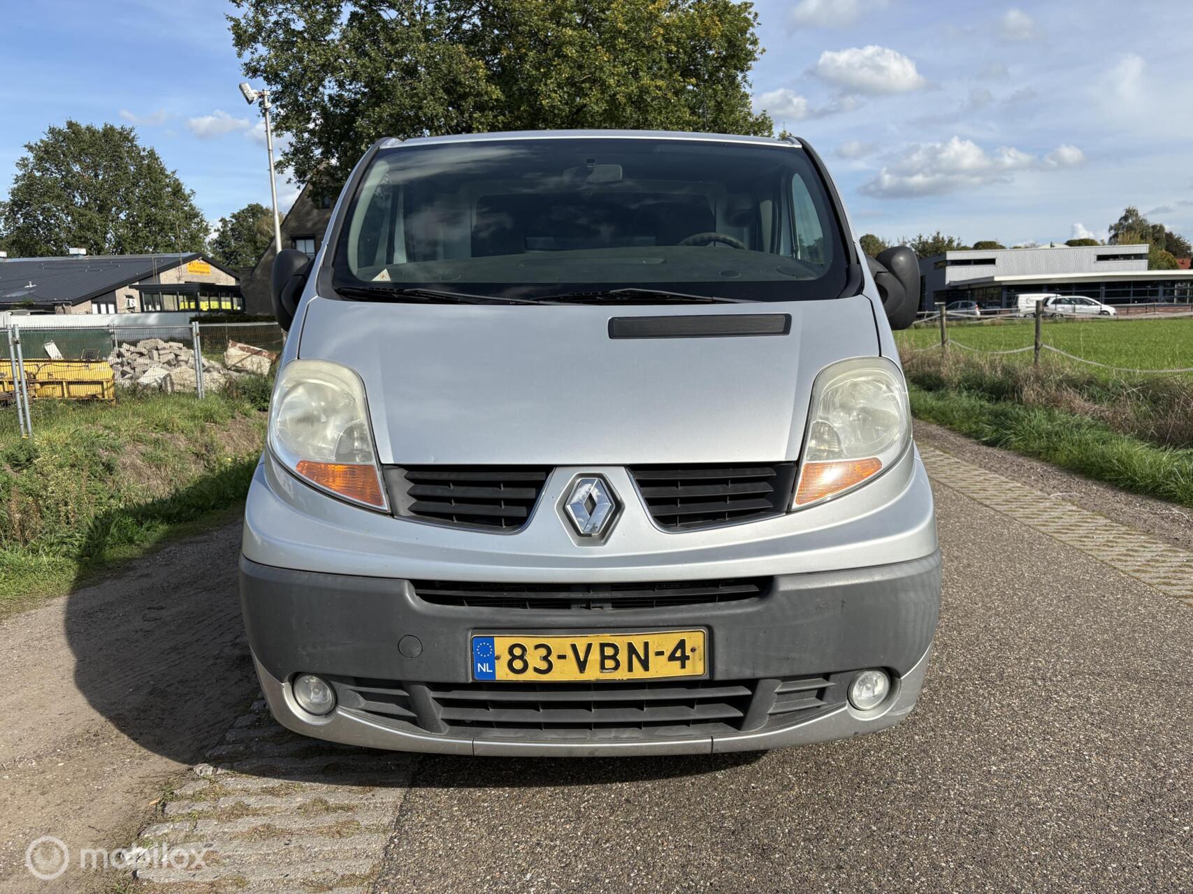 Foto van Renault Trafic T29 L2/h1 2.5 Dci 107kw E4 Fap