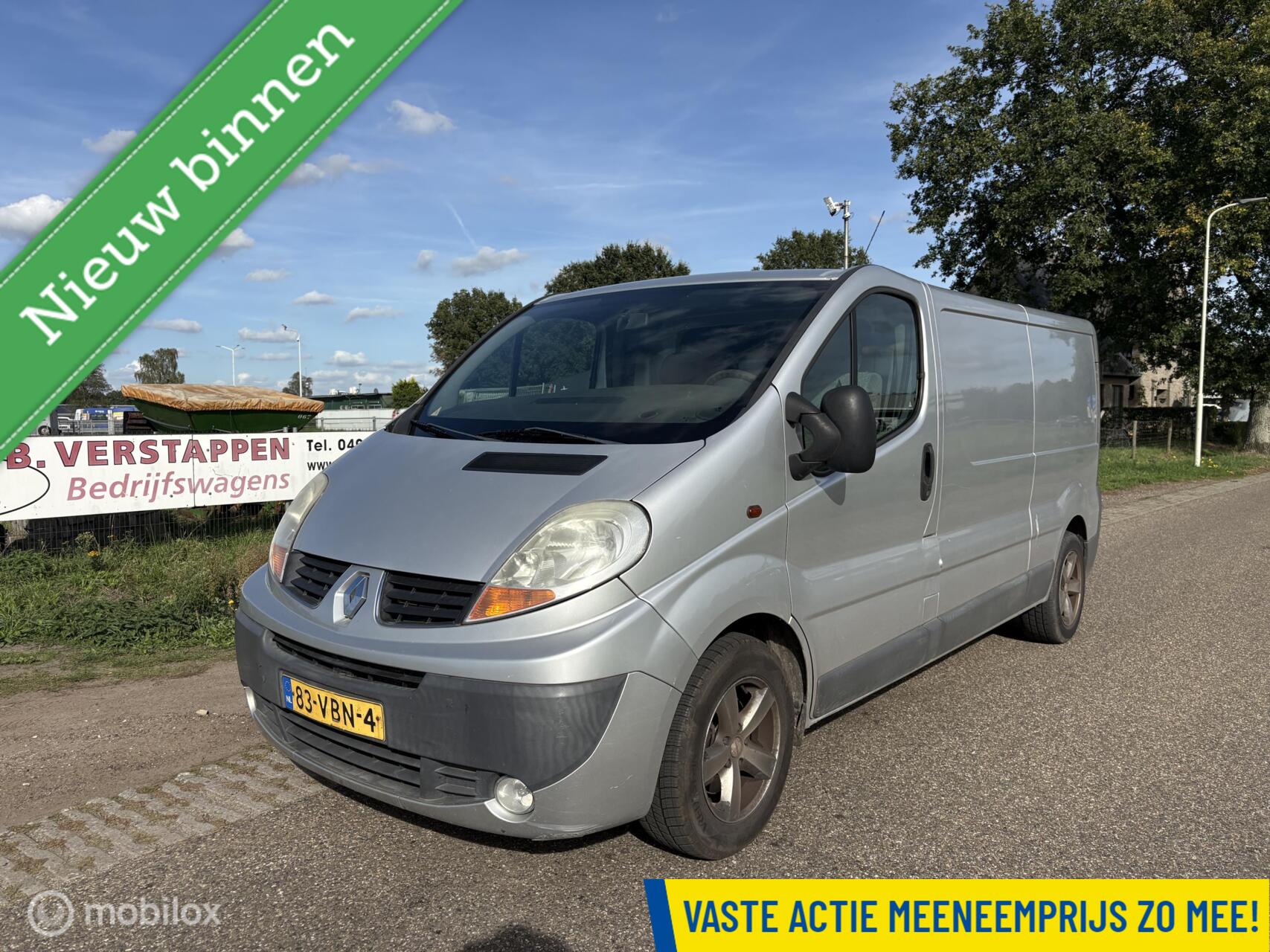 Renault Trafic T29 L2/h1 2.5 Dci 107kw E4 Fap 2.5 dCi T29 L2H1 AIRCO, ZIE OMSCHRIJVING !!! 2007 - voorkant
