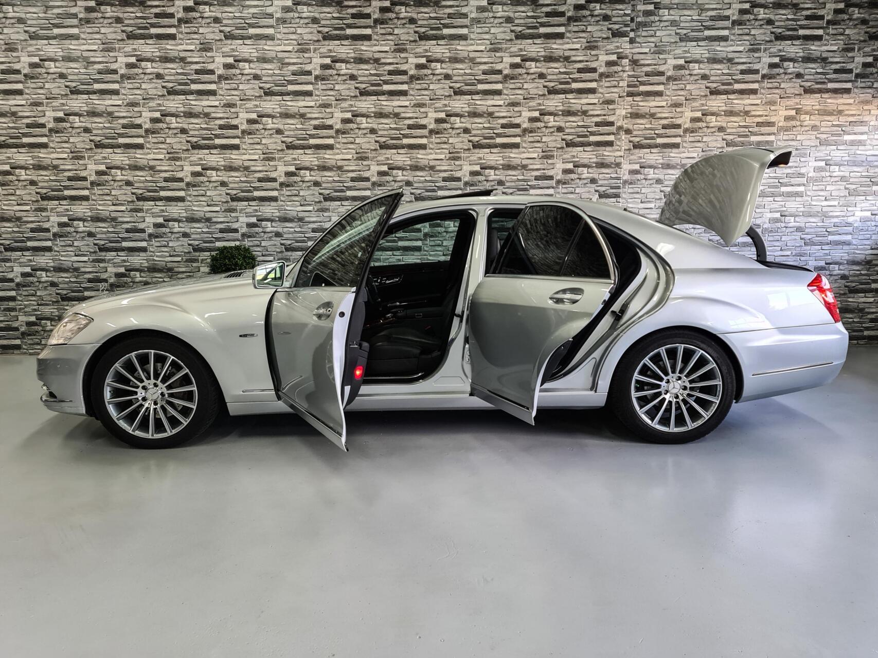 Foto van Mercedes-Benz S 400 Hybrid