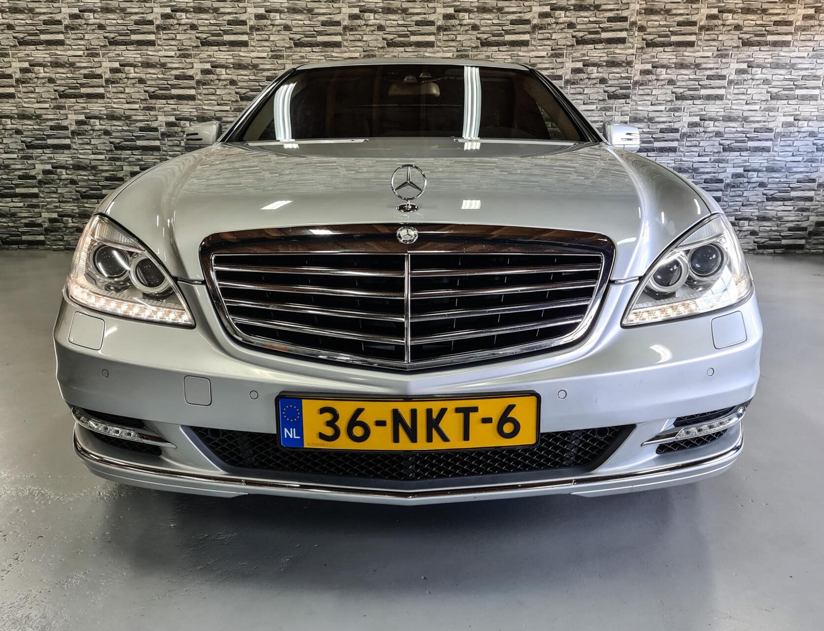 Foto van Mercedes-Benz S 400 Hybrid