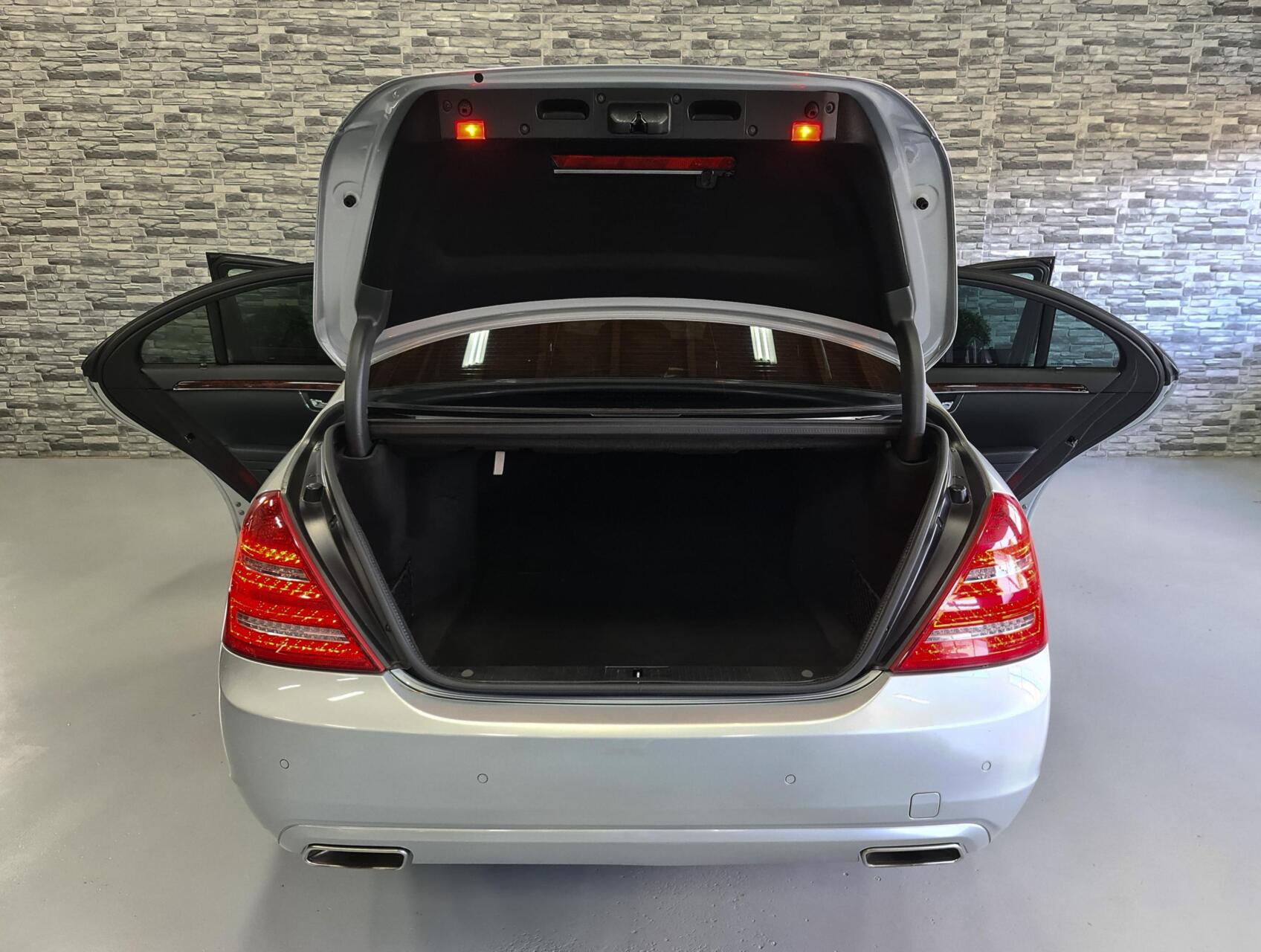 Foto van Mercedes-Benz S 400 Hybrid
