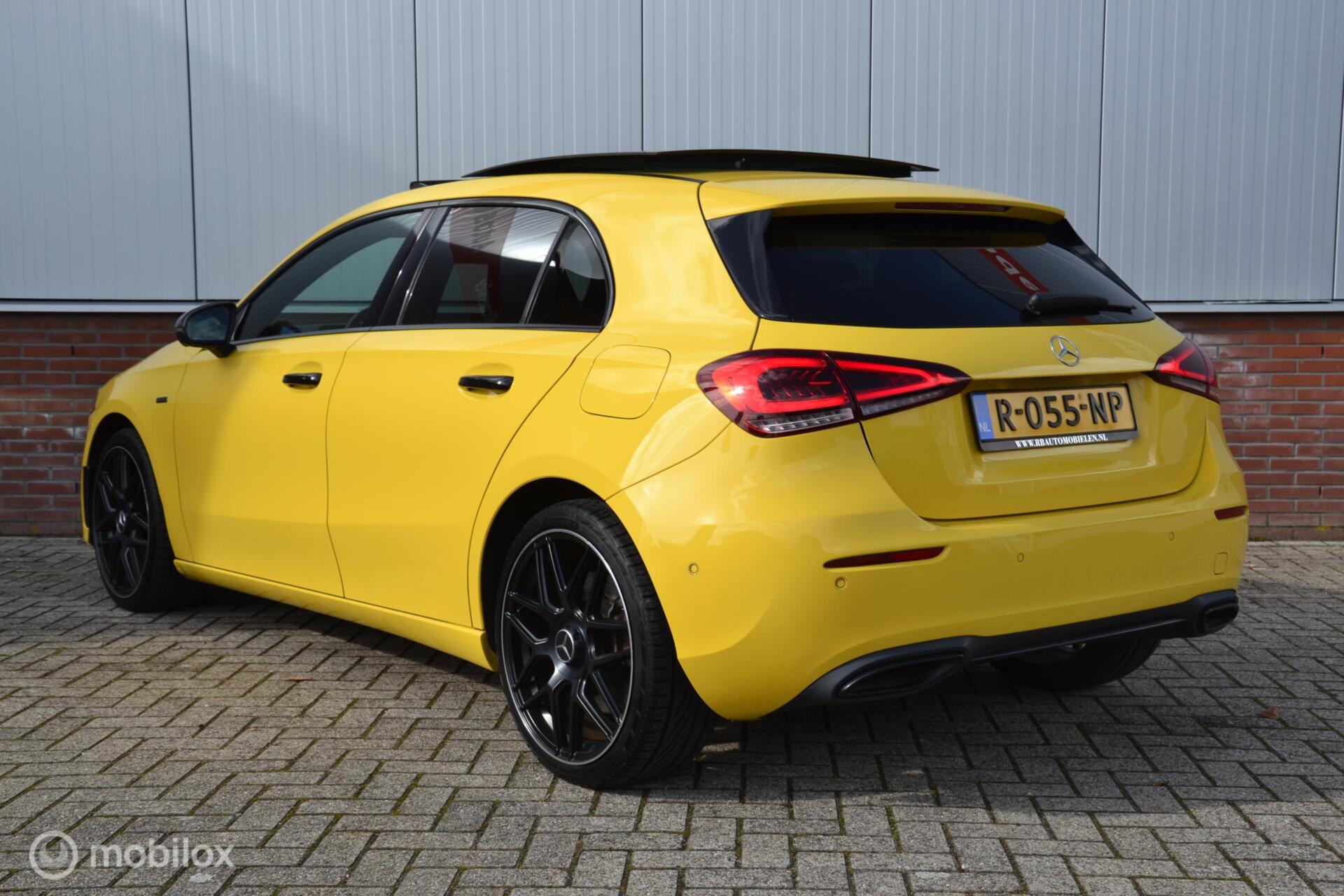 Foto van Mercedes-Benz A 250 E
