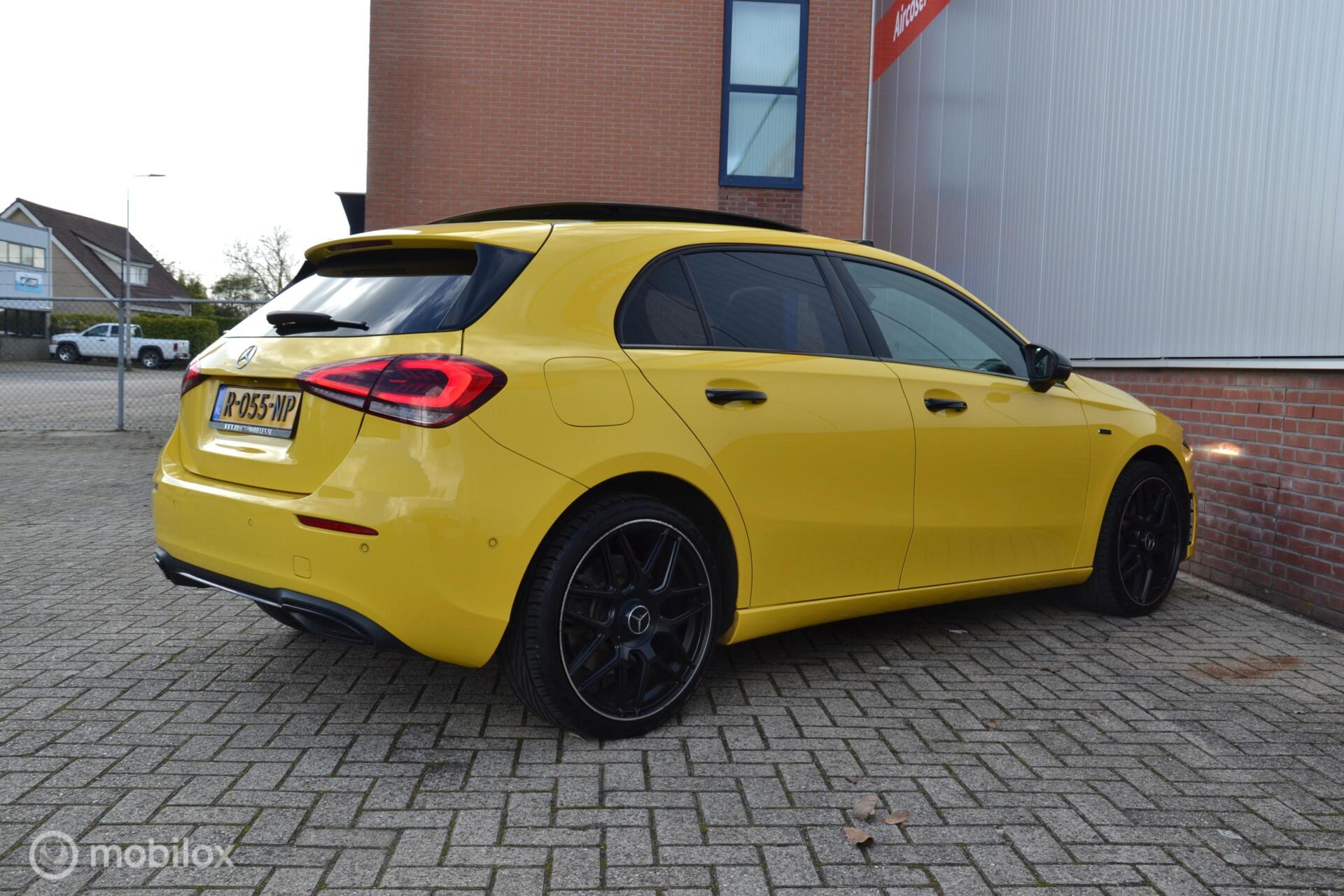 Foto van Mercedes-Benz A 250 E