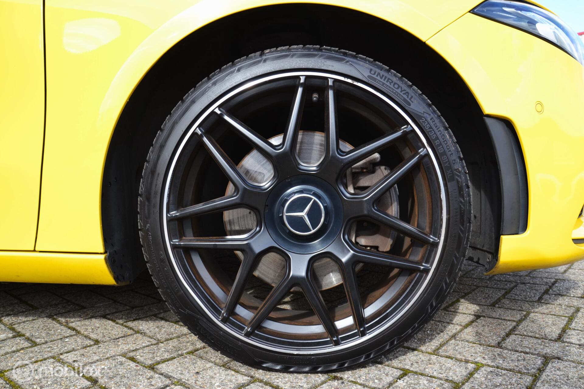 Foto van Mercedes-Benz A 250 E