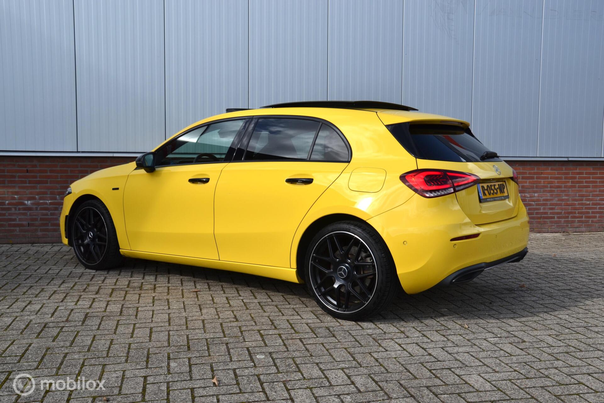 Foto van Mercedes-Benz A 250 E