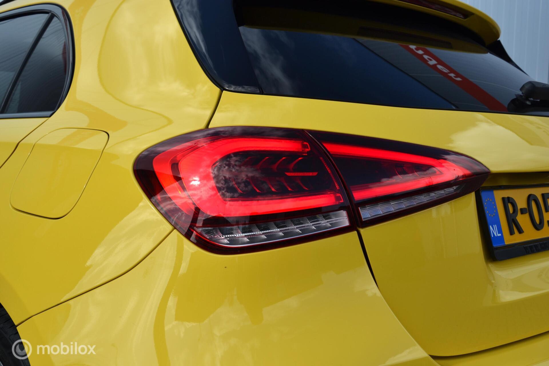 Foto van Mercedes-Benz A 250 E