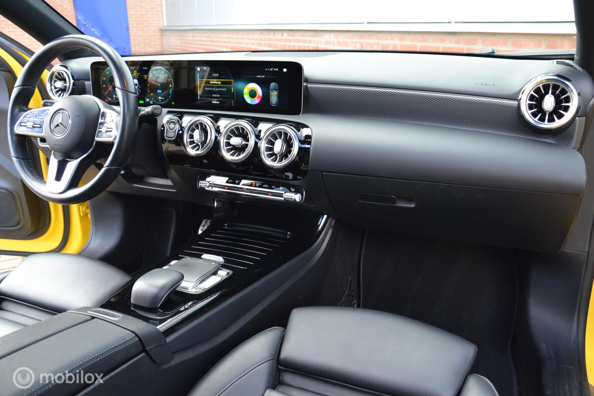 Foto van Mercedes-Benz A 250 E